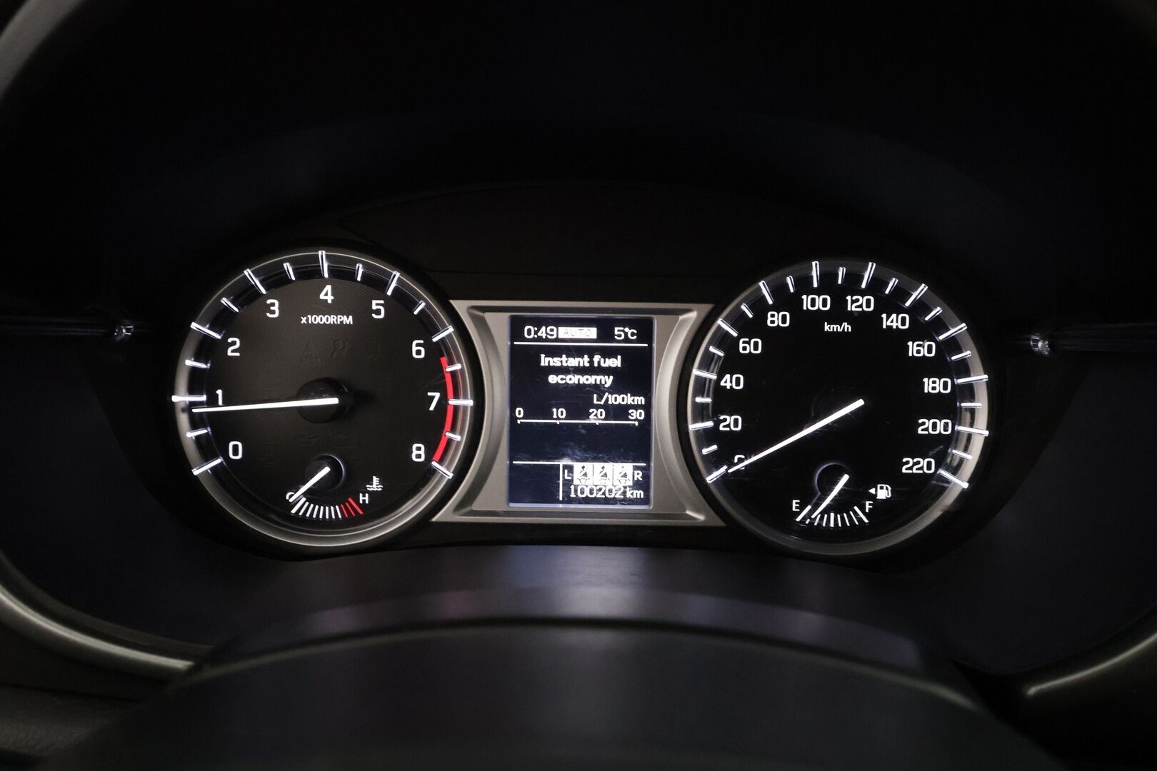 Suzuki Vitara 2018 1,6 VVT 4WD GL+ 5MT - | ACC | P.kamera | Nelivedon lukko | Apple & Android | Bluetooth | Penkinlämmittimet | Aut. ilmastointi | 2x renkaat aluin | Huoltokirja |