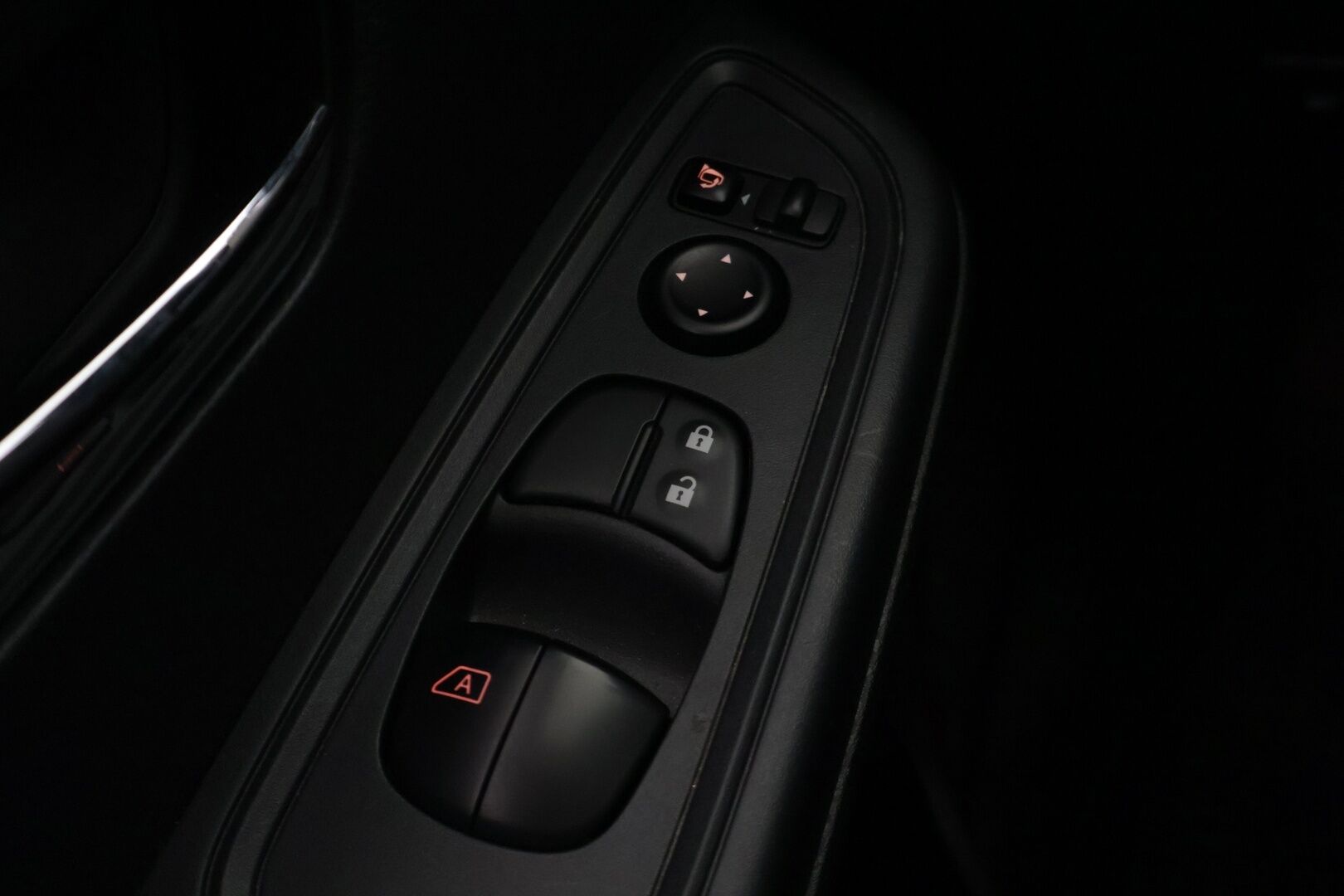 Nissan Micra 2018 IG- T 90 S/S Acenta 5M/T - YritysOutlet - Myydään vain yrityksille - - Tästä yrittäjälle suoraan ajosta tullut upeassa kunnossa oleva Nissan Micra! Pitkällä leimalla ja vaihdetulla jakoketjulla! Kahdet renkaat vantein!