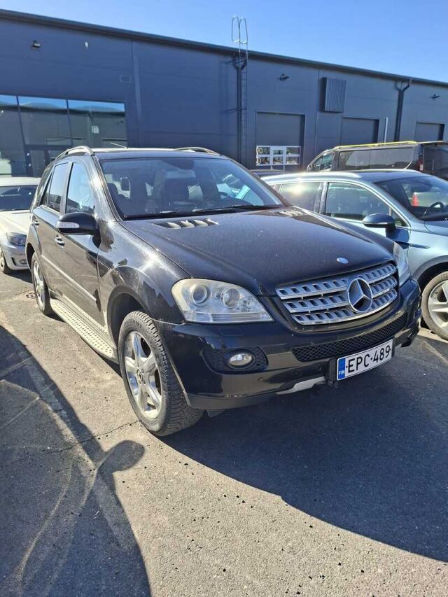 Mercedes-Benz ML 2007