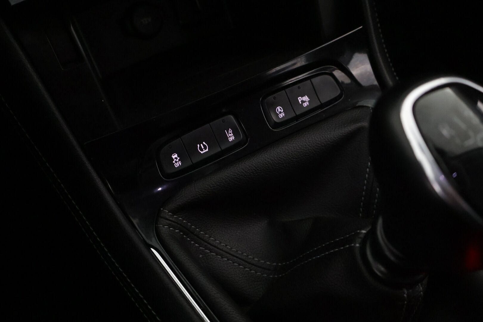 Opel Grandland X 2018 Enjoy 1.2 Turbo ECOTEC Start/Stop 96 kW MT6 * Kaistavahti / App Connect / Tutkat / Lohko & Sisäpistoke / Vetokoukku* - Suomi auto / Vetokoukku