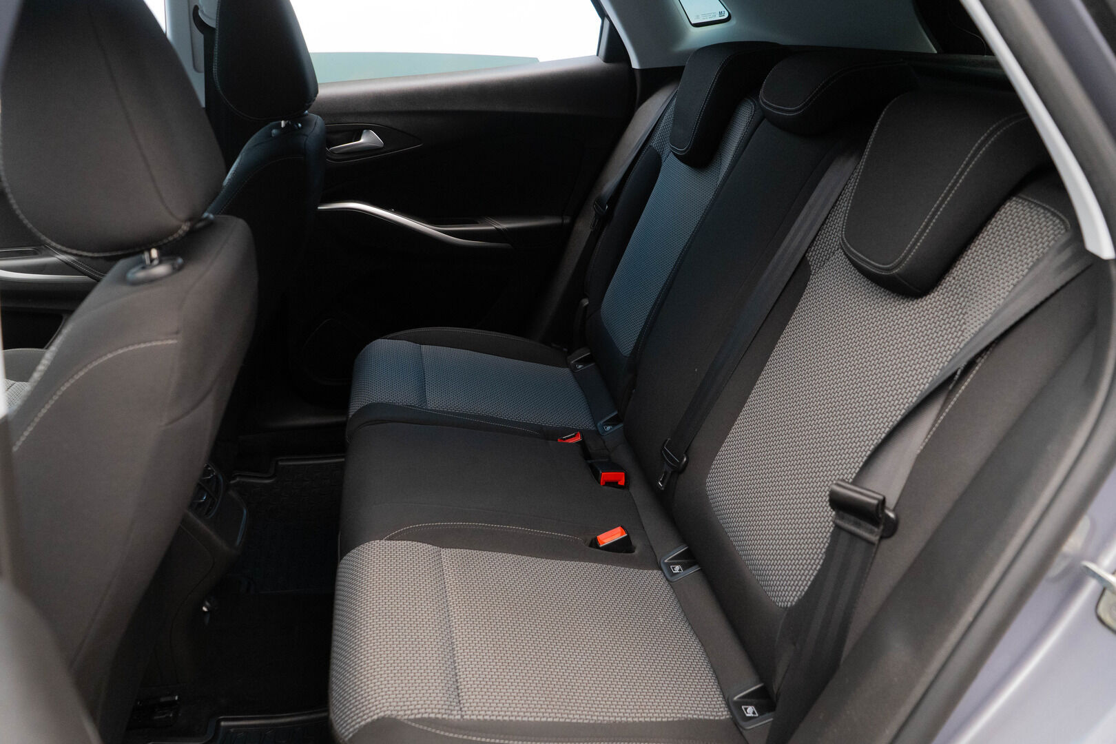 Opel Grandland X 2018 Enjoy 1.2 Turbo ECOTEC Start/Stop 96 kW MT6 * Kaistavahti / App Connect / Tutkat / Lohko & Sisäpistoke*