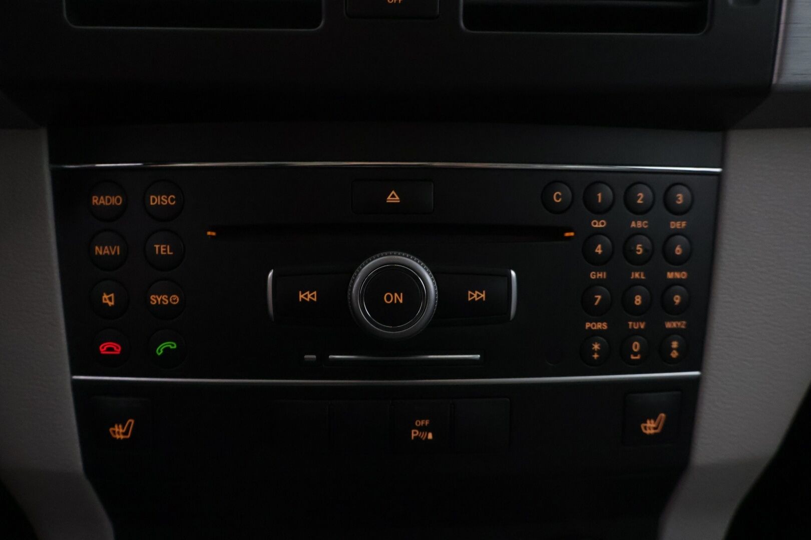 Mercedes-Benz GLK 2011 350 CDI 4Matic A Premium Business - Webasto | Vetokoukku | Harman&Kardon | Muistipenkit | Sähkökontti | Panorama | Nahat | Comand