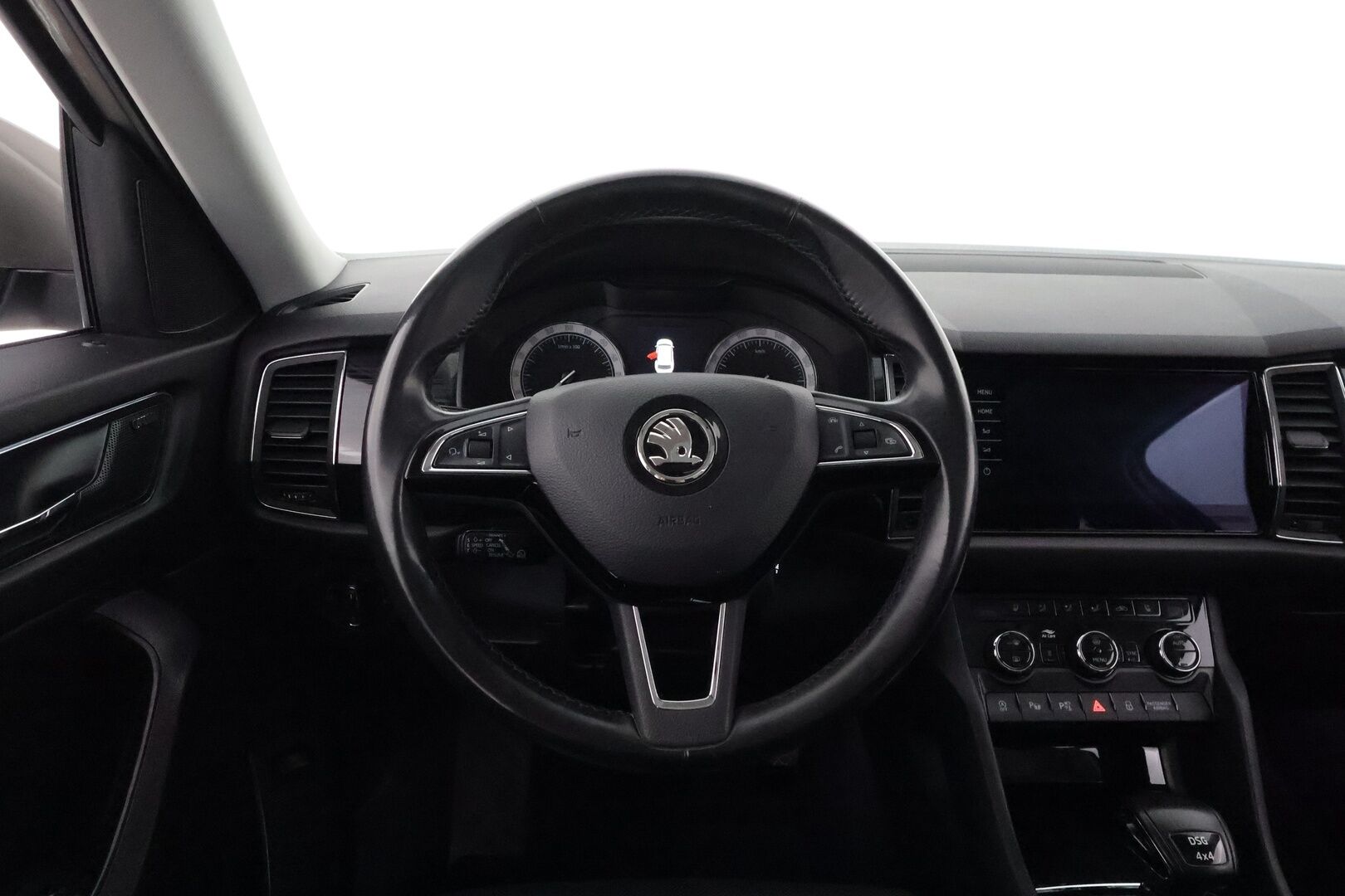 Skoda Kodiaq 2018 2.0 TDI 190 4x4 Exclusive DSG 7-P - Webasto / Imastoidut muistipenkit / Koukku / ACC / Panorama / Canton / 360 kamera / Keyless 