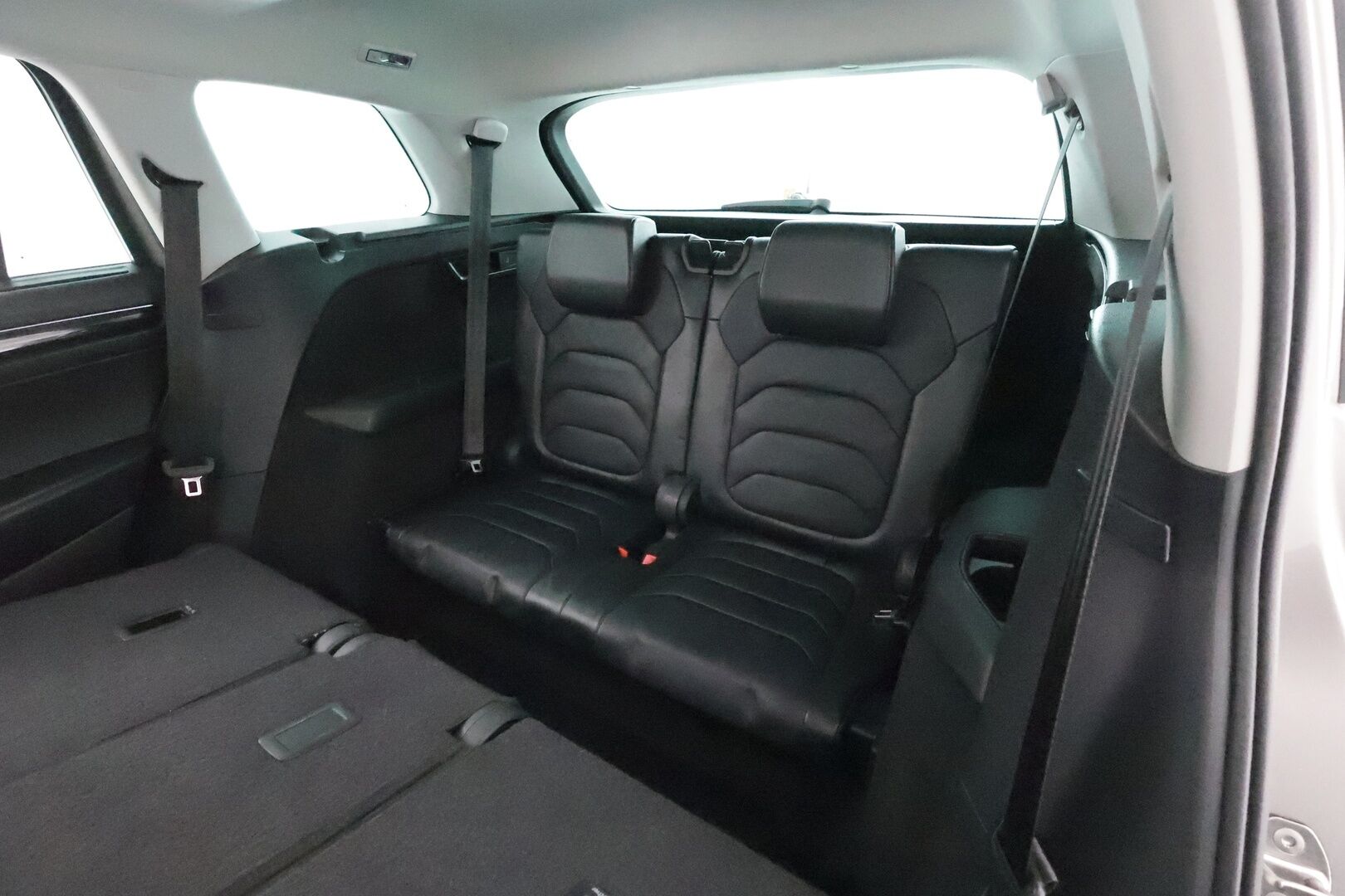 Skoda Kodiaq 2018 2.0 TDI 190 4x4 Exclusive DSG 7-P - Webasto / Imastoidut muistipenkit / Koukku / ACC / Panorama / Canton / 360 kamera / Keyless 