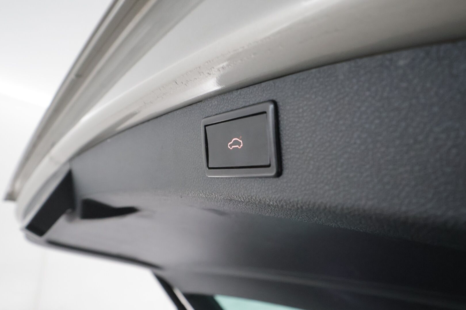 Skoda Kodiaq 2018 2.0 TDI 190 4x4 Exclusive DSG 7-P - Webasto / Imastoidut muistipenkit / Koukku / ACC / Panorama / Canton / 360 kamera / Keyless 