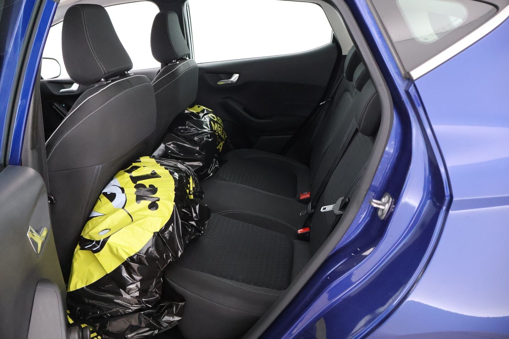 Ford Fiesta 2018 1,0 EcoBoost 100hv M6 Titanium 5-ovinen - YritysOutlet - Myydään vain yrityksille - *Suomi-auto / Vakkari / Merkkihuollettu / P-kamera / 2x-renkaat / YritysOutlet - Myydään vain yrityksille*