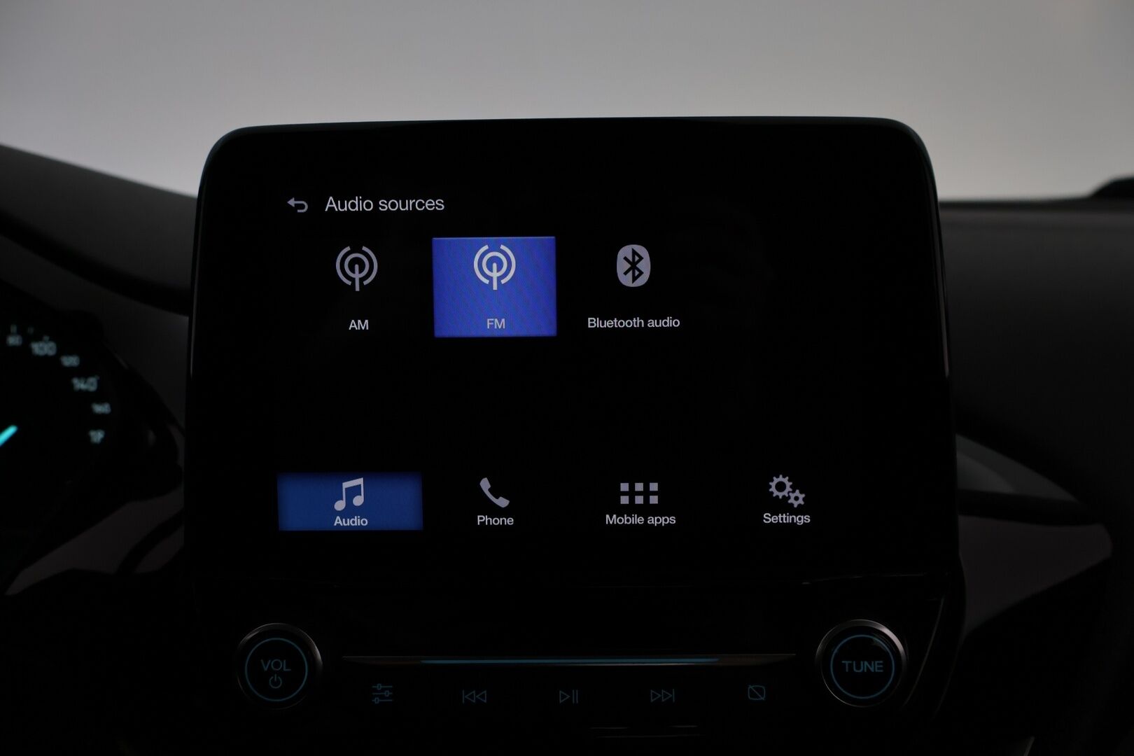 Ford Fiesta 2018 1,0 EcoBoost 100hv M6 Titanium 5-ovinen - YritysOutlet - Myydään vain yrityksille - *Suomi-auto / Vakkari / Merkkihuollettu / P-kamera / 2x-renkaat / YritysOutlet - Myydään vain yrityksille*