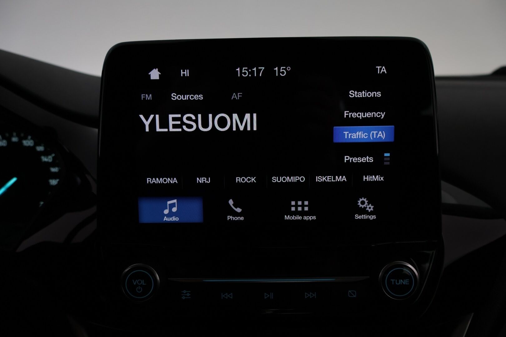 Ford Fiesta 2018 1,0 EcoBoost 100hv M6 Titanium 5-ovinen - YritysOutlet - Myydään vain yrityksille - *Suomi-auto / Vakkari / Merkkihuollettu / P-kamera / 2x-renkaat / YritysOutlet - Myydään vain yrityksille*