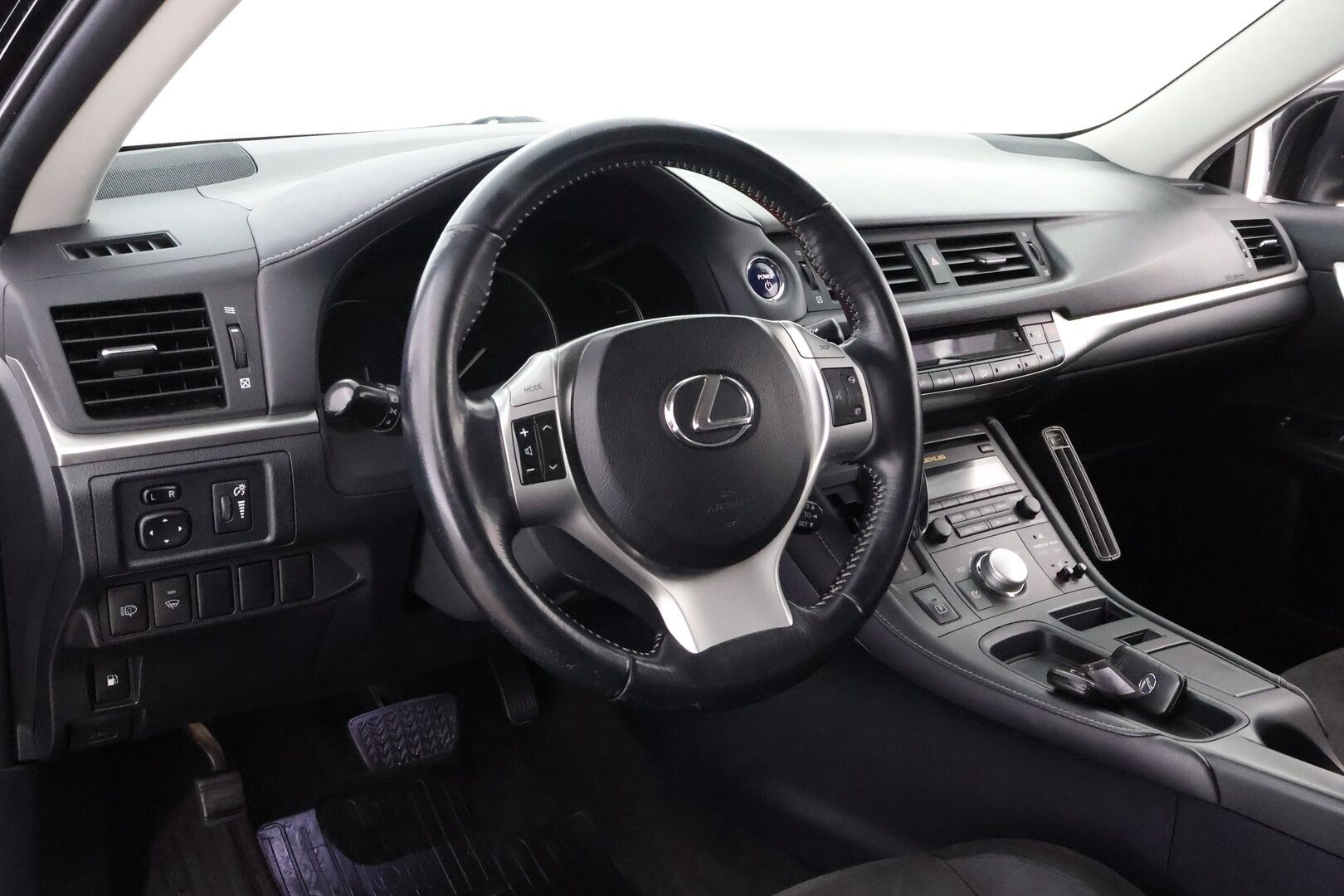 Lexus CT 2011 200h Hybrid A Executive * Suomiauto / Peruutuskamera / Kangas-alcantara / Lohko & Sisäpistoke / Vakkari - 2x hyvät renkaat vanteilla / Särmä huoltohistoria! / Juuri tullut!