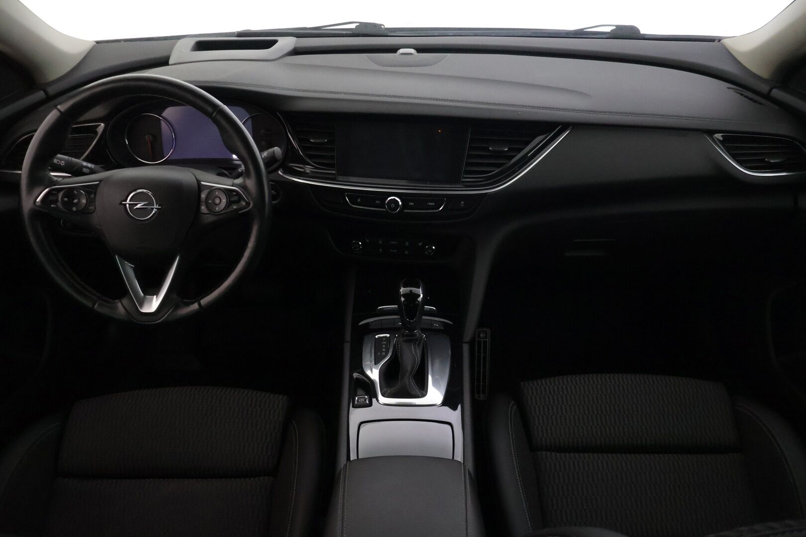 Opel Insignia 2018 Grand Sport Innovation 1,5 Turbo Start/Stop 121kW AT6 - | Vetokoukku | Peruutuskamera | Keyless go | LED-ajovalot | Apple&Android | Kaukovaloautomatiikka | Kaistavahti | Puolinahkapenkit | Lohkolämmitin | 