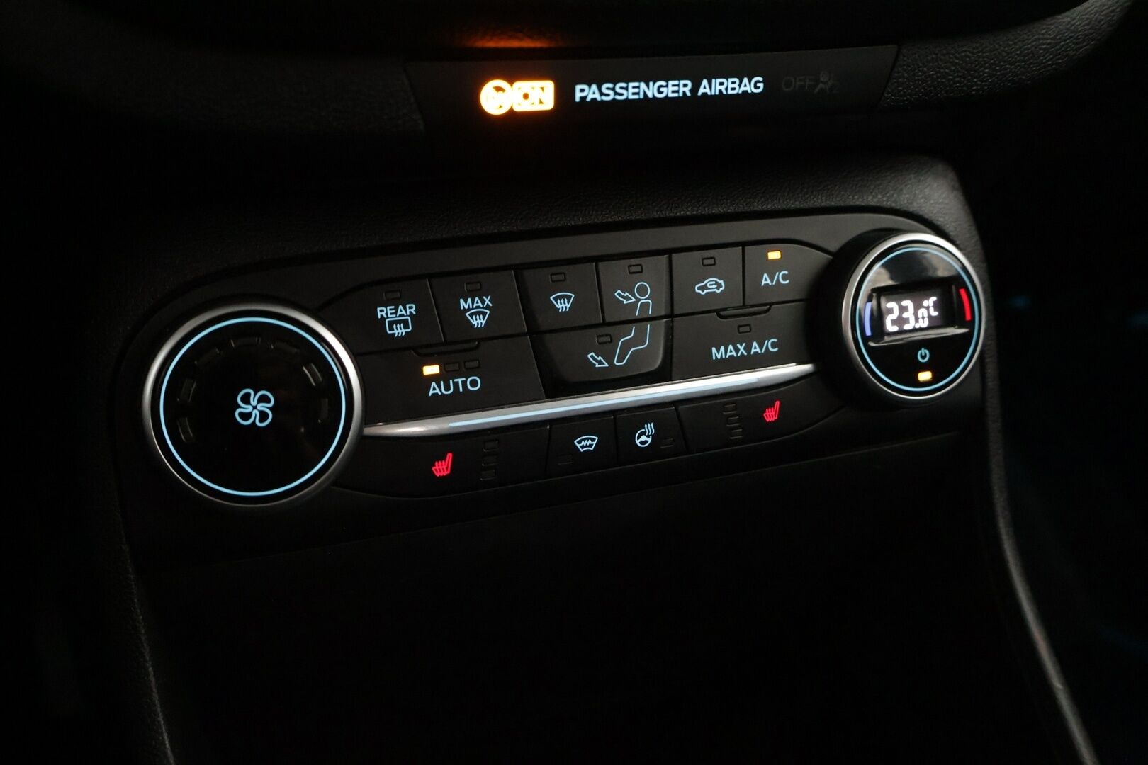 Ford Fiesta 2018 1,0 EcoBoost 100hv M6 Titanium 5-ovinen *MYYDÄÄN HUUTOKAUPAT.COM*