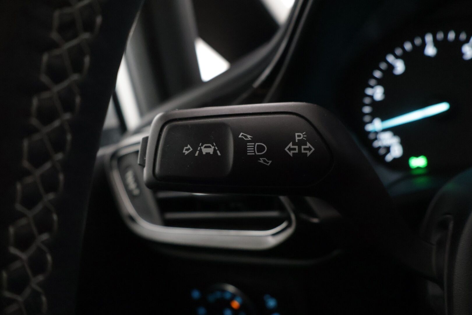 Ford Fiesta 2018 1,0 EcoBoost 100hv M6 Titanium 5-ovinen *MYYDÄÄN HUUTOKAUPAT.COM*