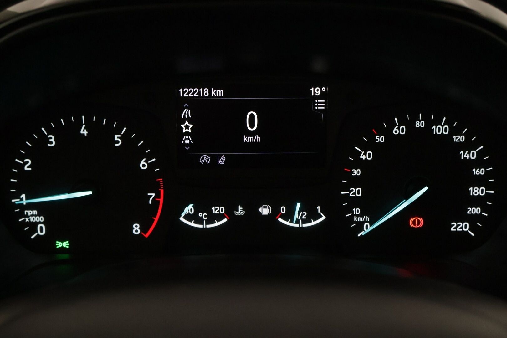 Ford Fiesta 2018 1,0 EcoBoost 100hv M6 Titanium 5-ovinen *MYYDÄÄN HUUTOKAUPAT.COM*