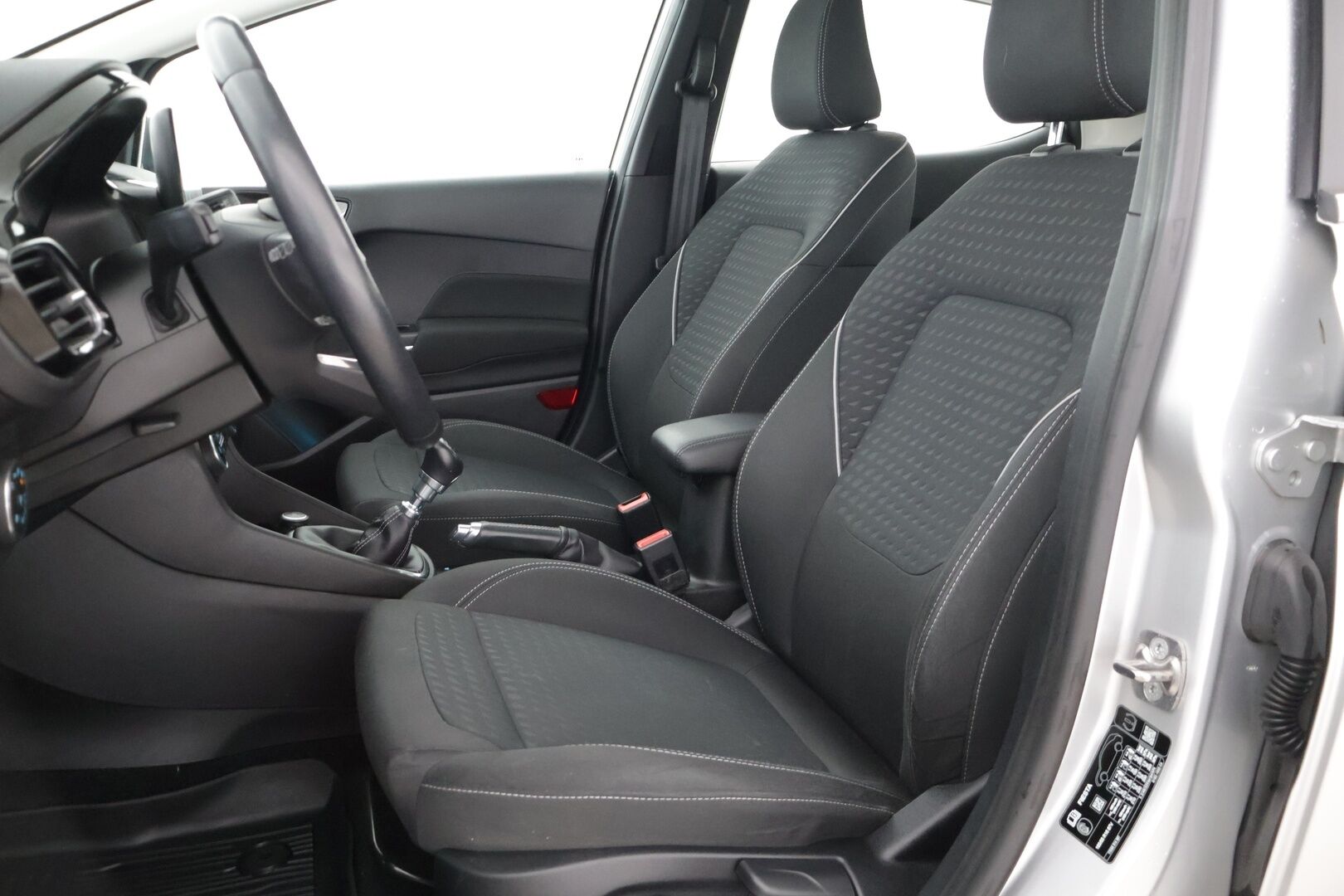 Ford Fiesta 2018 1,0 EcoBoost 100hv M6 Titanium 5-ovinen *MYYDÄÄN HUUTOKAUPAT.COM*