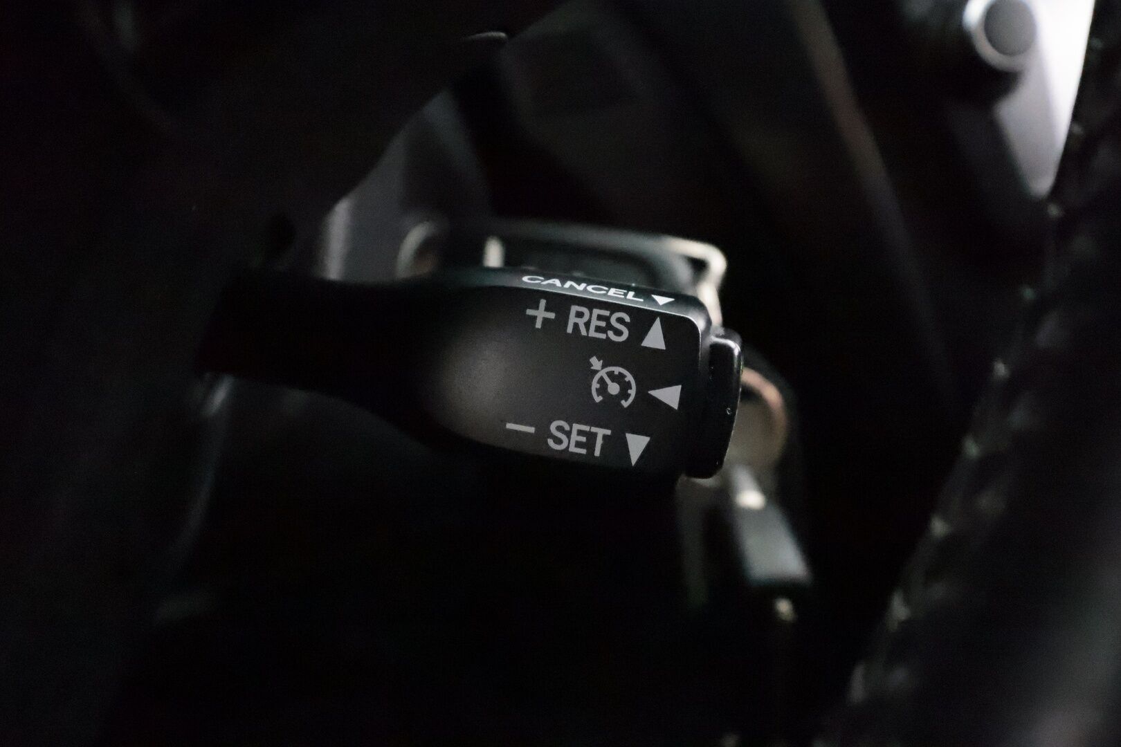 Toyota Avensis 2018 1,8 Valvematic Active Edition Touring Sports Multidrive S - | P.Kamera | LED | Sisätilanlämmitin | Kaistavahti | Navi | Vakkari | Kahdet renkaat | Merkkihuollot | Suomi-auto |