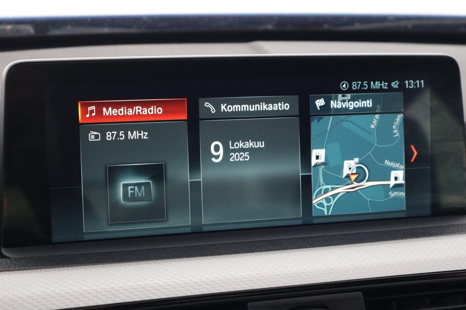 BMW 330 2017 F30 Sedan 330e A Business M Sport */ Kattoluukku / Prof. Navi / Vakkari / P-ilmastointi  / 2x renkaat /* - *Näyttävä / Siisti yksilö / 2x renkaat