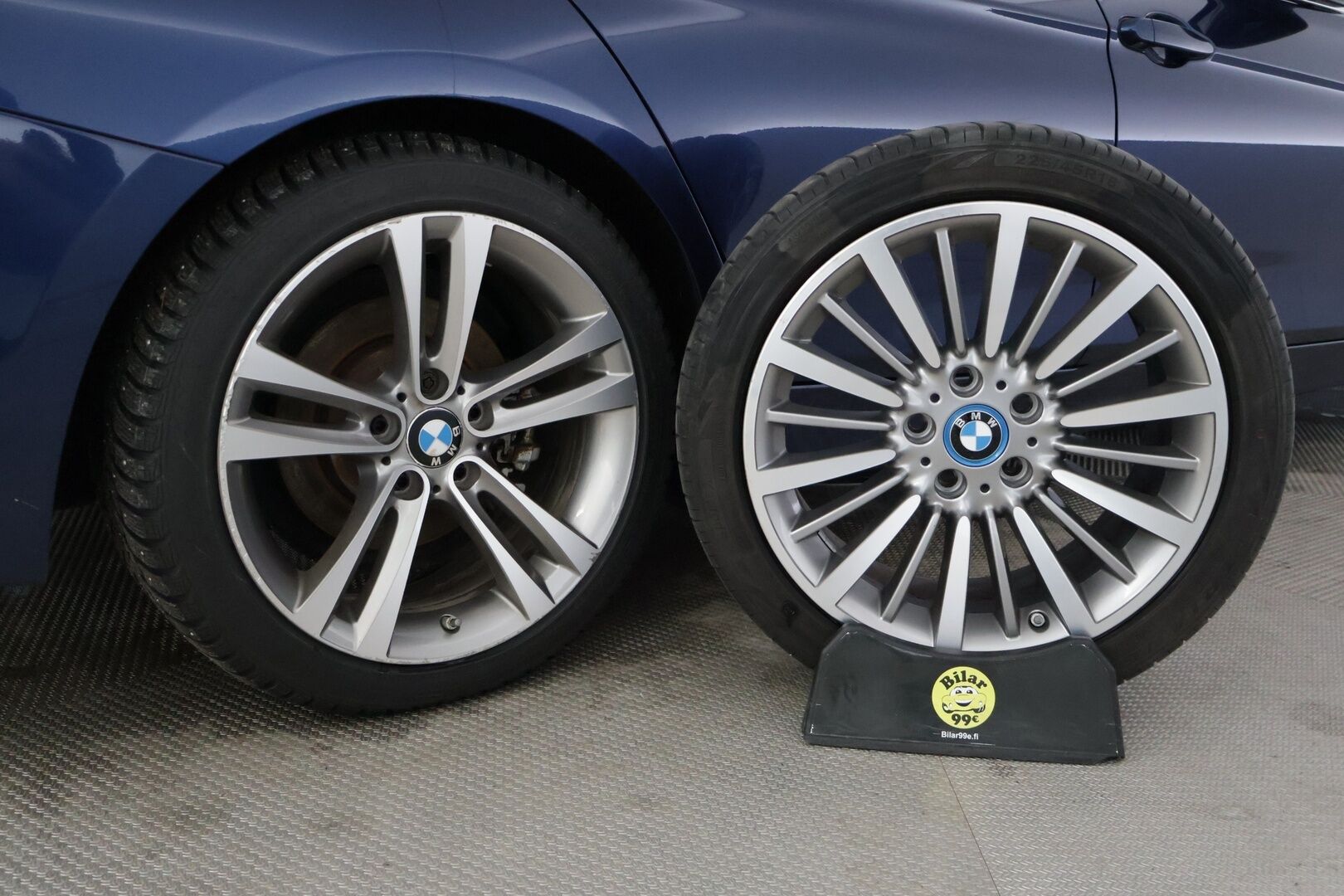 BMW 330 2018 F30 Sedan 330e A Business Exclusive Luxury *Suomi-auto / H&K / Prof.Navi / Kattoluukku / LED / Muistipenkit* - *Vaaleat sporttinahat / 2x Renkaat ja vanteet*