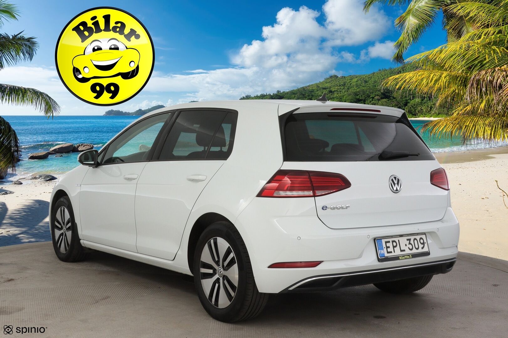 Volkswagen Golf 2018 e-Golf 100kW 36kWh aut. ** Facelift / Digimittaristo / Lämpöpumppu / Lämm. Tuulilasi / Acc / Carplay&Android auto ** - *Lämpöpaketilla varusteltu Suomiauto! / Kahdet renkaat vanteilla!*