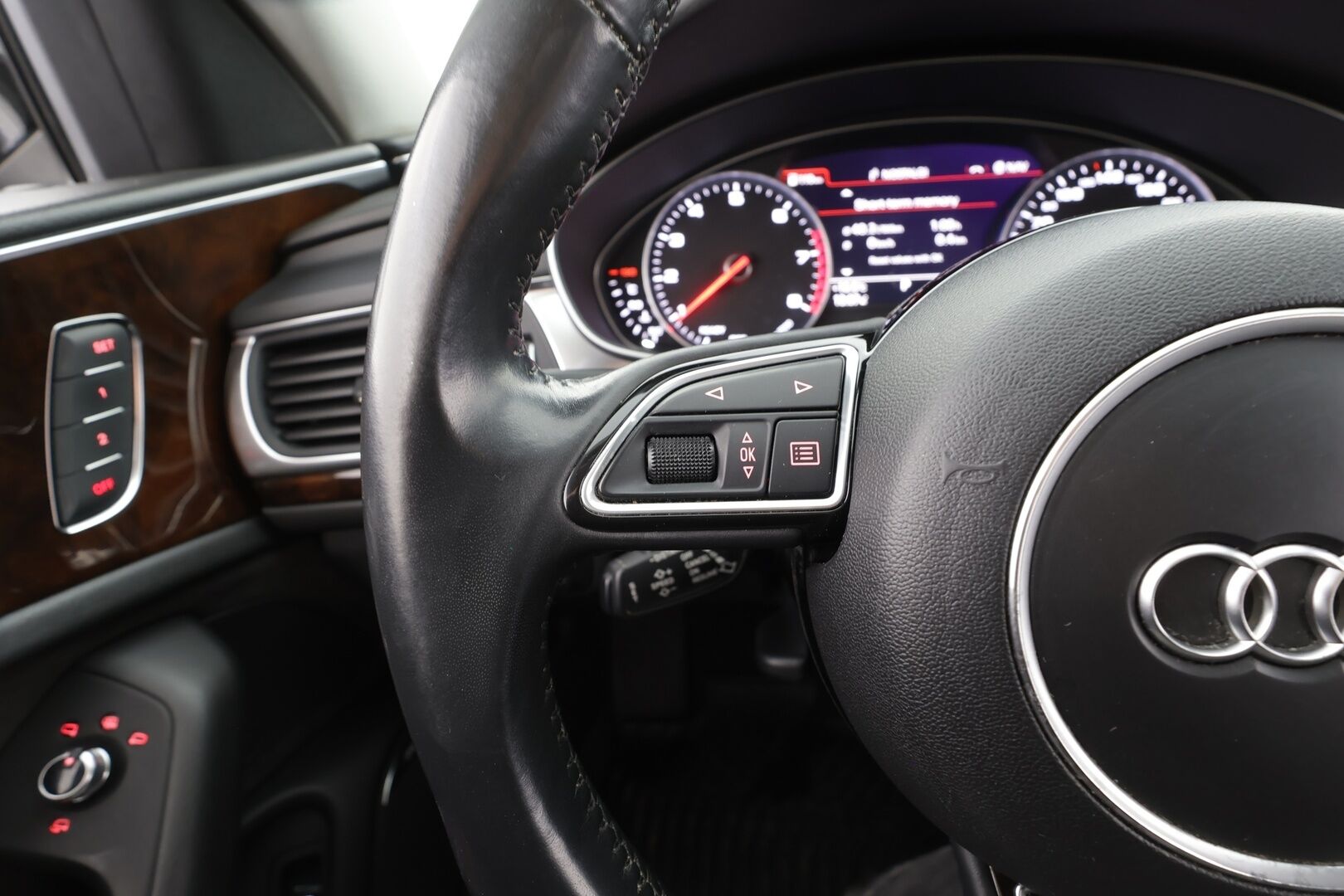 Audi A6 2018 Sedan S line Business Sport 1,8 TFSI 140 kW ultra S tronic - | Webasto | Koukku | Bose | ACC | Matrix-LED | Sporttipenkki Muistilla | P.Kamera | Navi | Suomi-auto | Kahdet renkaat |