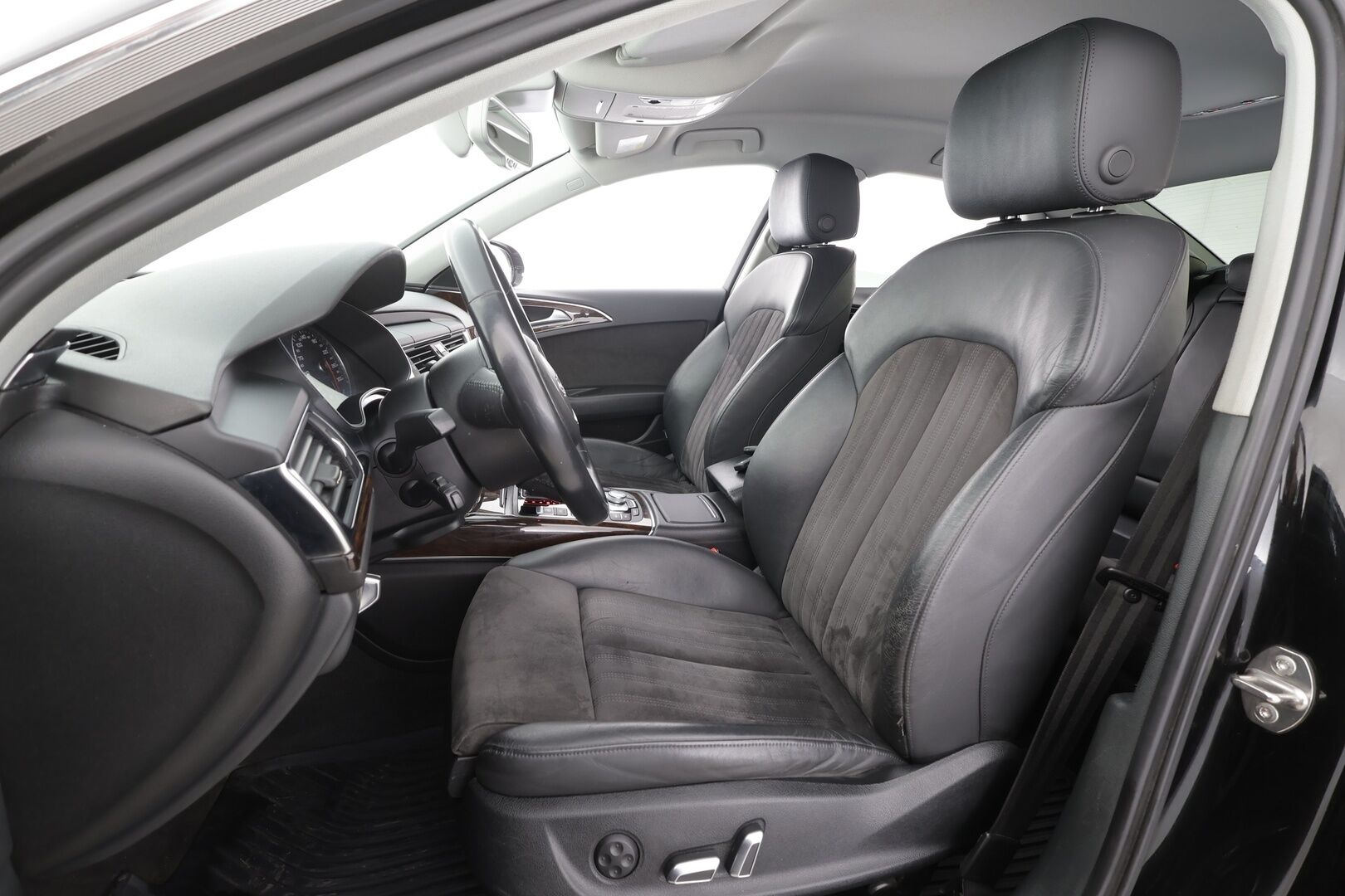 Audi A6 2018 Sedan S line Business Sport 1,8 TFSI 140 kW ultra S tronic - | Webasto | Koukku | Bose | ACC | Matrix-LED | Sporttipenkki Muistilla | P.Kamera | Navi | Suomi-auto | Kahdet renkaat |