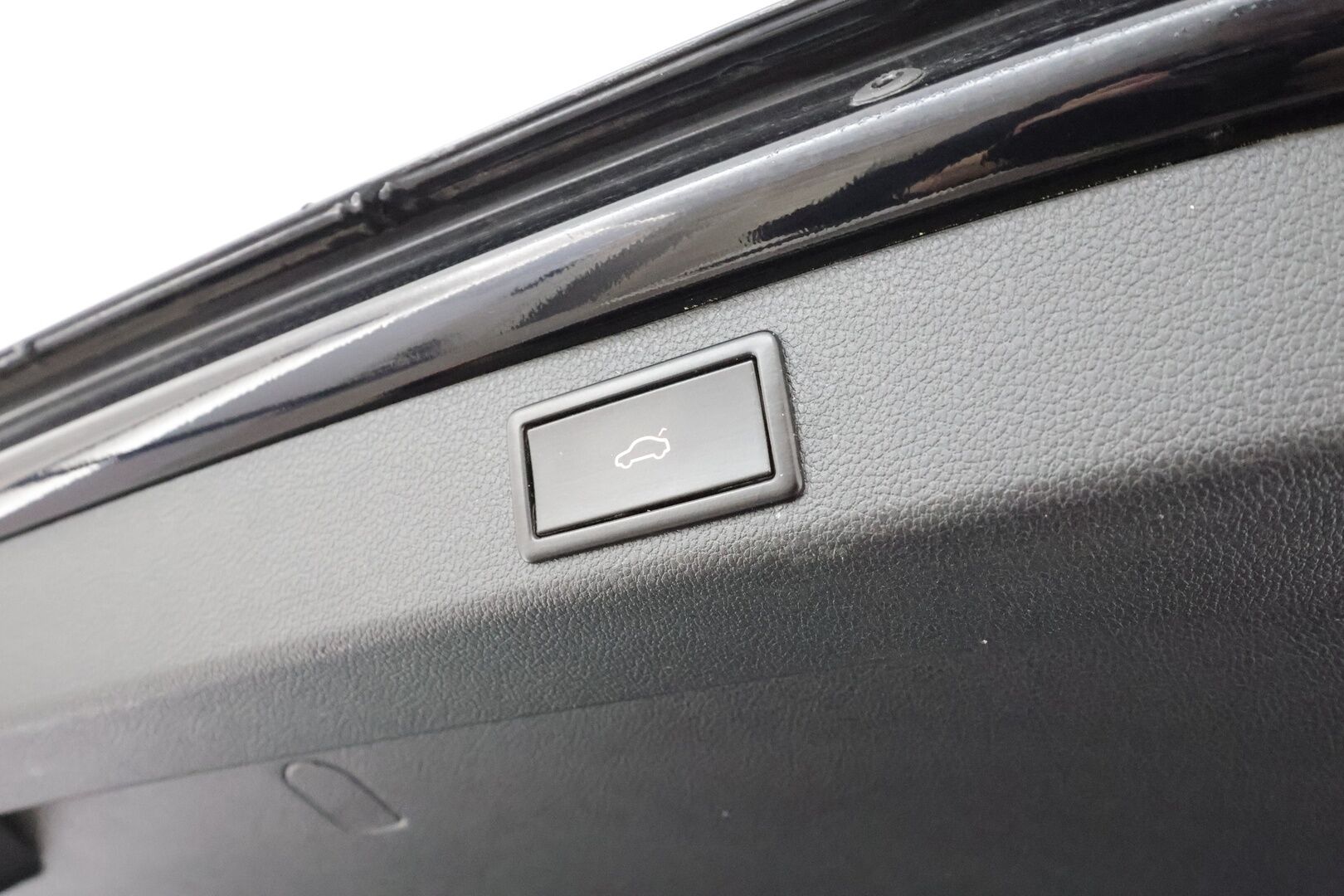 Skoda Superb 2021 Combi 1,4 TSI PHEV L&K iV DSG * Canton / ACC / Panorama / Matrix-LED / 360° / Hierova&Ilmastoitu Muistipenkki / Koukku * - Webasto / Suomi-auto / Kahdet renkaat - HULLU BLACKWEEK KORKOTARJOUS 2,49%