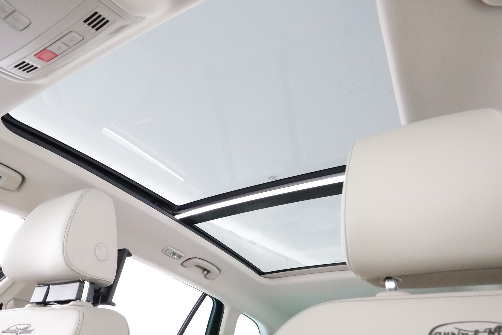 Skoda Superb 2021 Combi 1,4 TSI PHEV L&K iV DSG * Canton / ACC / Panorama / Matrix-LED / 360° / Hierova&Ilmastoitu Muistipenkki / Koukku * - Webasto / Suomi-auto / Kahdet renkaat - HULLU BLACKWEEK KORKOTARJOUS 2,49%