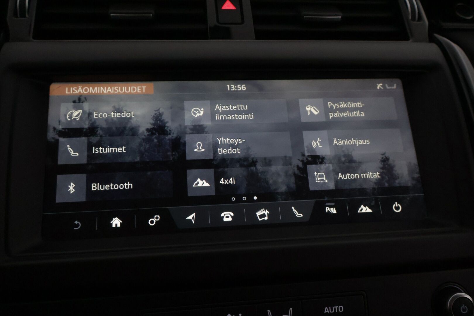 Land Rover Discovery 2018 2,0 Td4 SE Aut *Suomi-auto / 7-P / Webasto / Koukku* - Kahdet renkaat aluvanteilla / Siisti! - HULLUT AVAJAISHULINAT KORKOTARJOUS 3,29 %