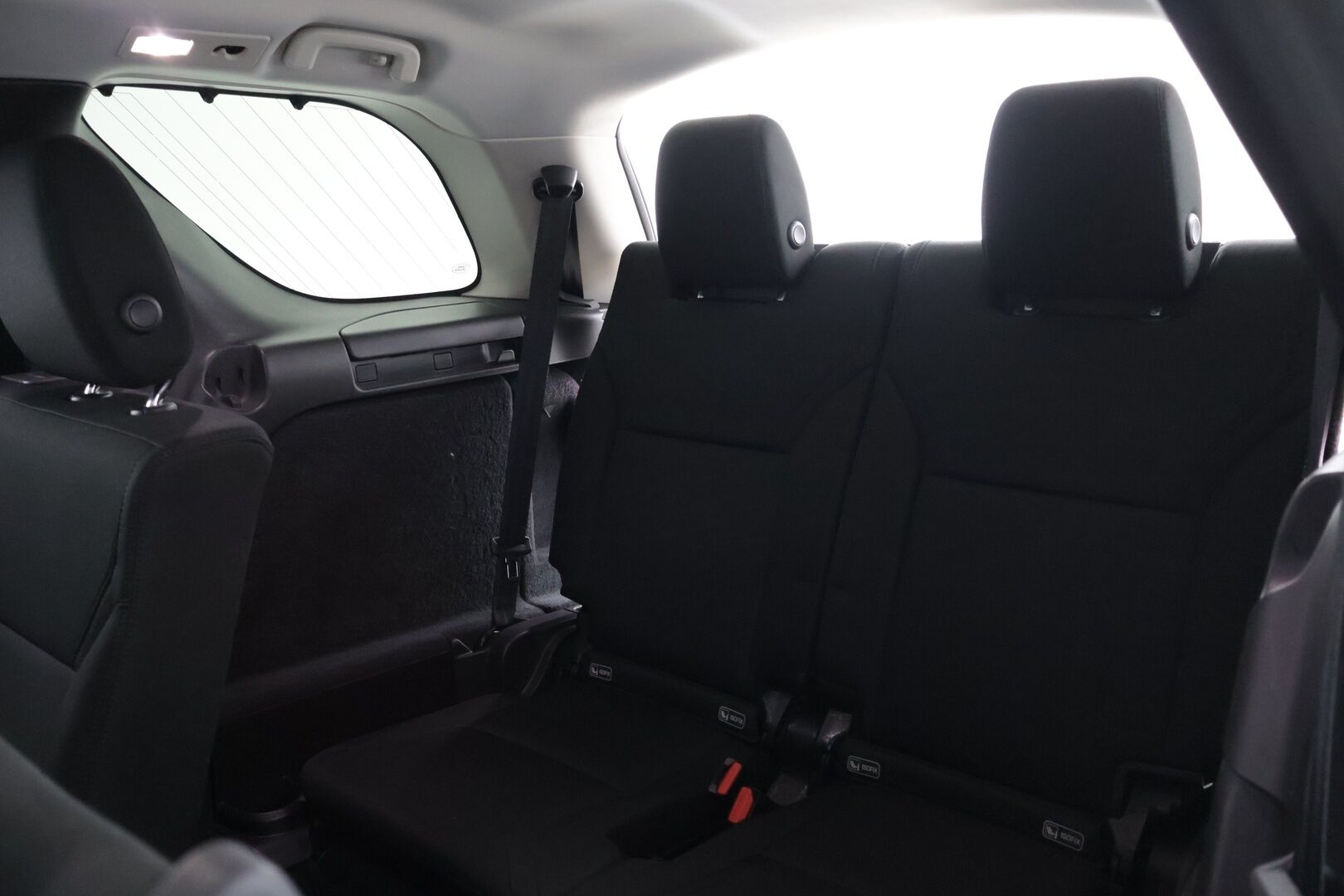 Land Rover Discovery 2018 2,0 Td4 SE Aut *Suomi-auto / 7-P / Webasto / Koukku* - Kahdet renkaat aluvanteilla / Siisti! - HULLUT AVAJAISHULINAT KORKOTARJOUS 3,29 %