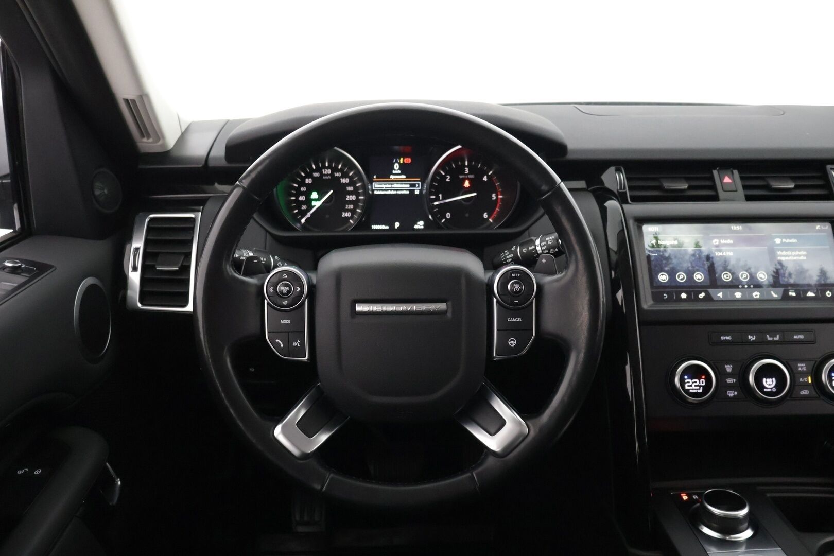 Land Rover Discovery 2018 2,0 Td4 SE Aut - Kaistavahti | LED | Suomi-auto | 7-P | Webasto | Koukku