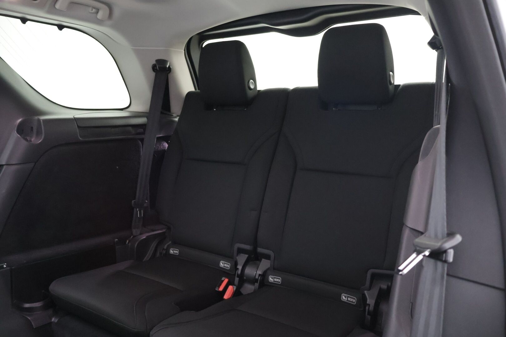 Land Rover Discovery 2018 2,0 Td4 SE Aut **7-Paikkainen / WEBASTO / Koukku / Suomi-Auto** - Kahdet renkaat aluvanteilla / Siisti!