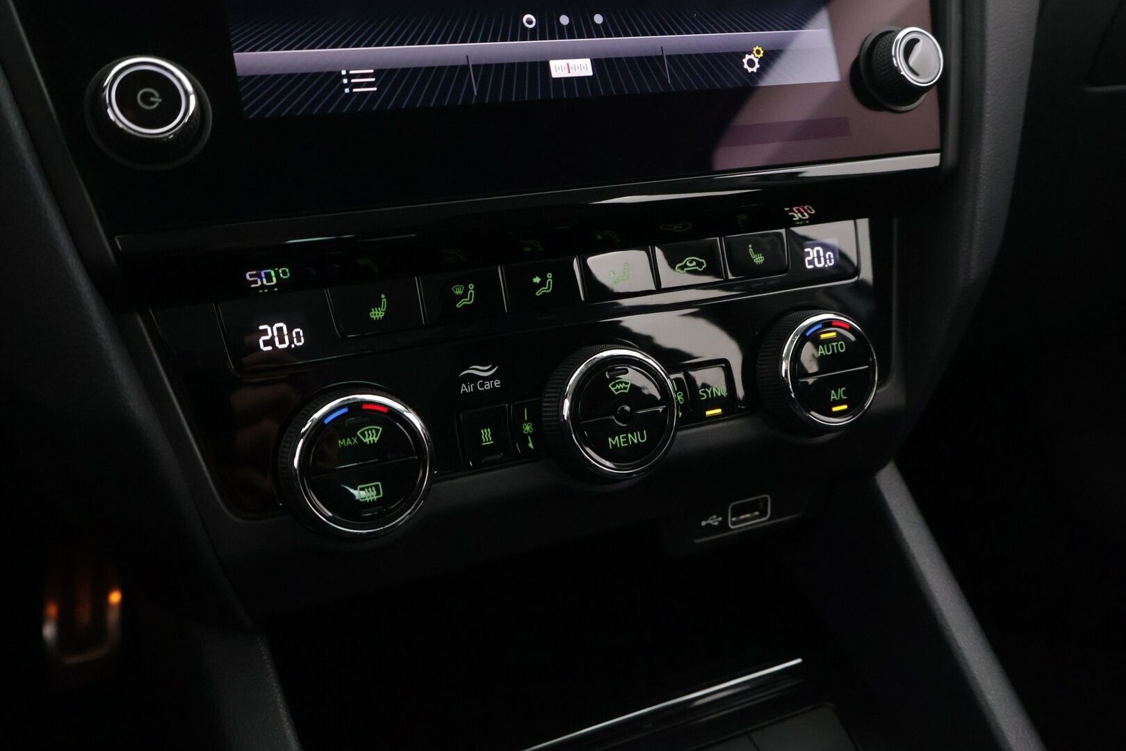 Skoda Octavia 2019 Combi 1,5 TSI Style BusinessLine DSG Autom. - Adapt. Vakkari | BLIS | P. Kamera | Sporttipenkit | Koukku | Webasto | 2x renkaat&alumiinivanteet