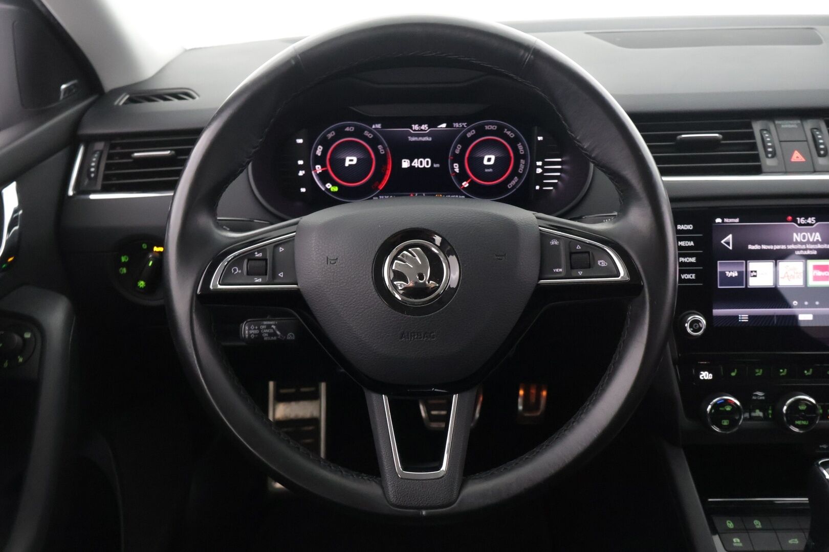 Skoda Octavia 2019 Combi 1,5 TSI Style BusinessLine DSG Autom. - Adapt. Vakkari | BLIS | P. Kamera | Sporttipenkit | Koukku | Webasto | 2x renkaat&alumiinivanteet