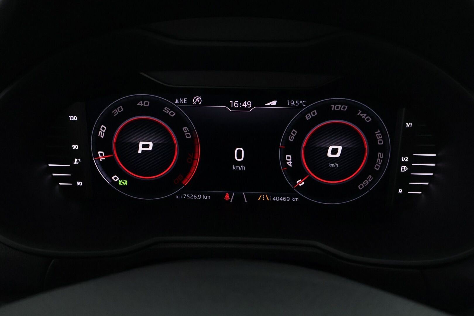 Skoda Octavia 2019 Combi 1,5 TSI Style BusinessLine DSG Autom. - Adapt. Vakkari | BLIS | P. Kamera | Sporttipenkit | Koukku | Webasto | 2x renkaat&alumiinivanteet