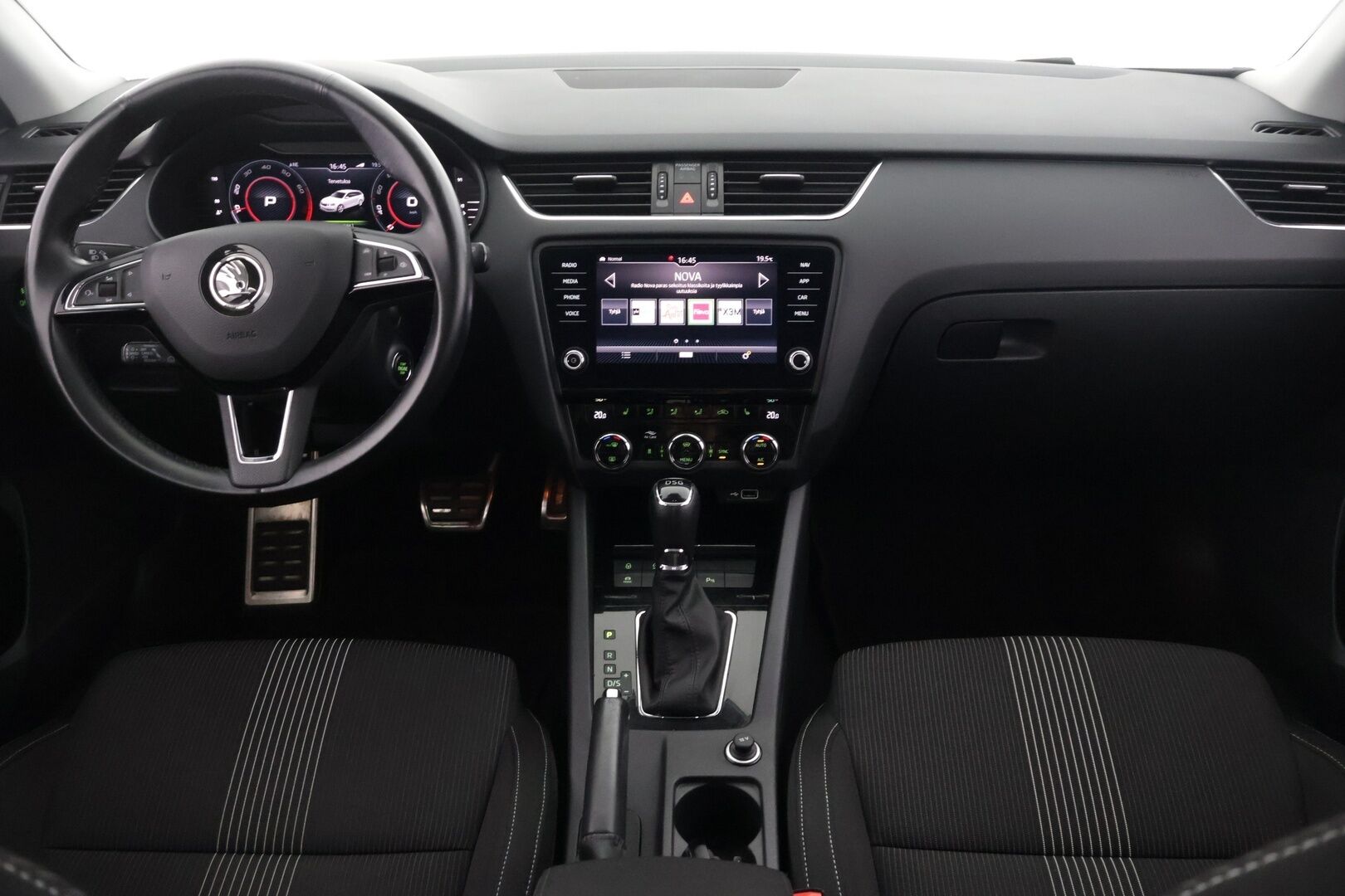 Skoda Octavia 2019 Combi 1,5 TSI Style BusinessLine DSG Autom. - Adapt. Vakkari | BLIS | P. Kamera | Sporttipenkit | Koukku | Webasto | 2x renkaat&alumiinivanteet