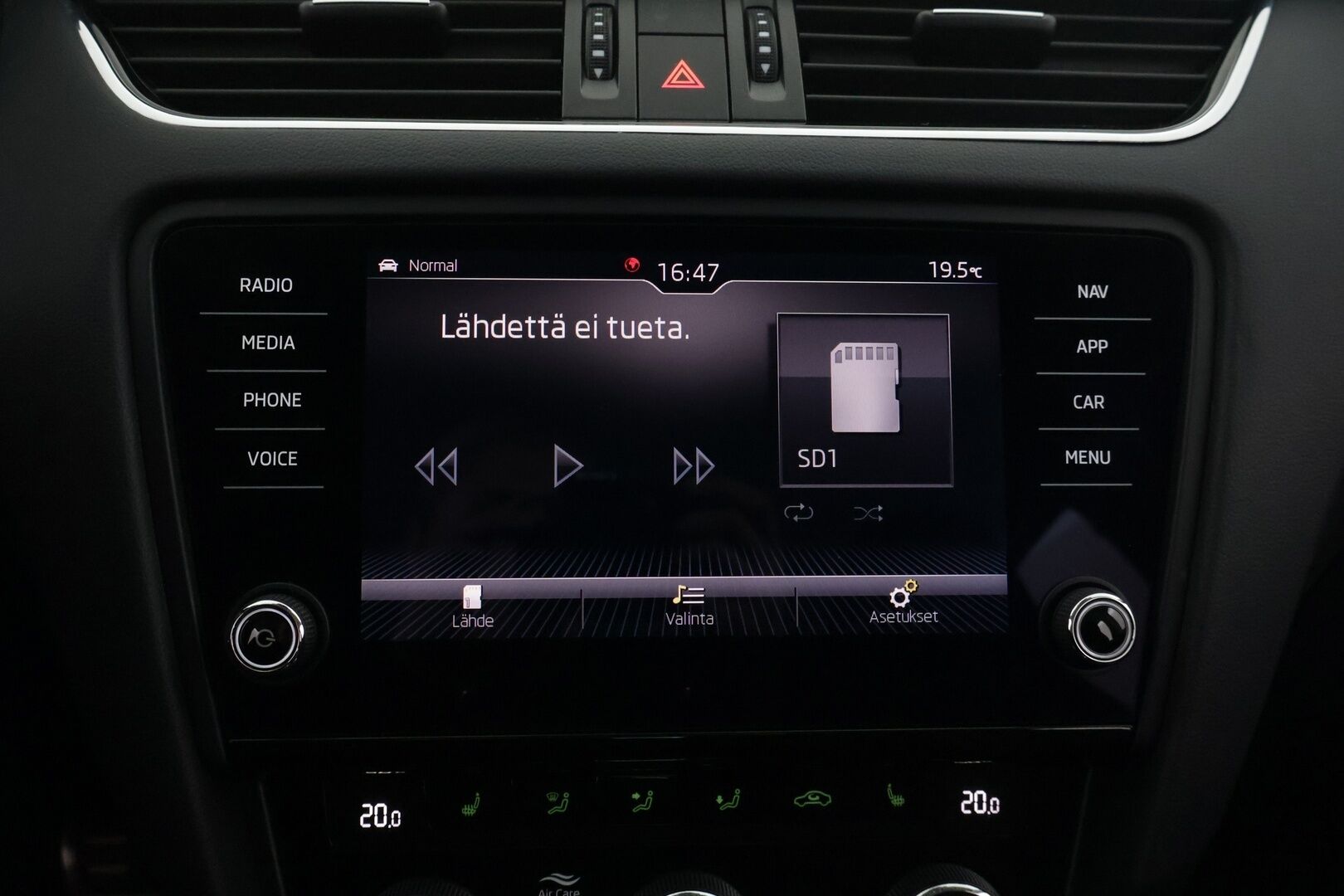 Skoda Octavia 2019 Combi 1,5 TSI Style BusinessLine DSG Autom. - Adapt. Vakkari | BLIS | P. Kamera | Sporttipenkit | Koukku | Webasto | 2x renkaat&alumiinivanteet