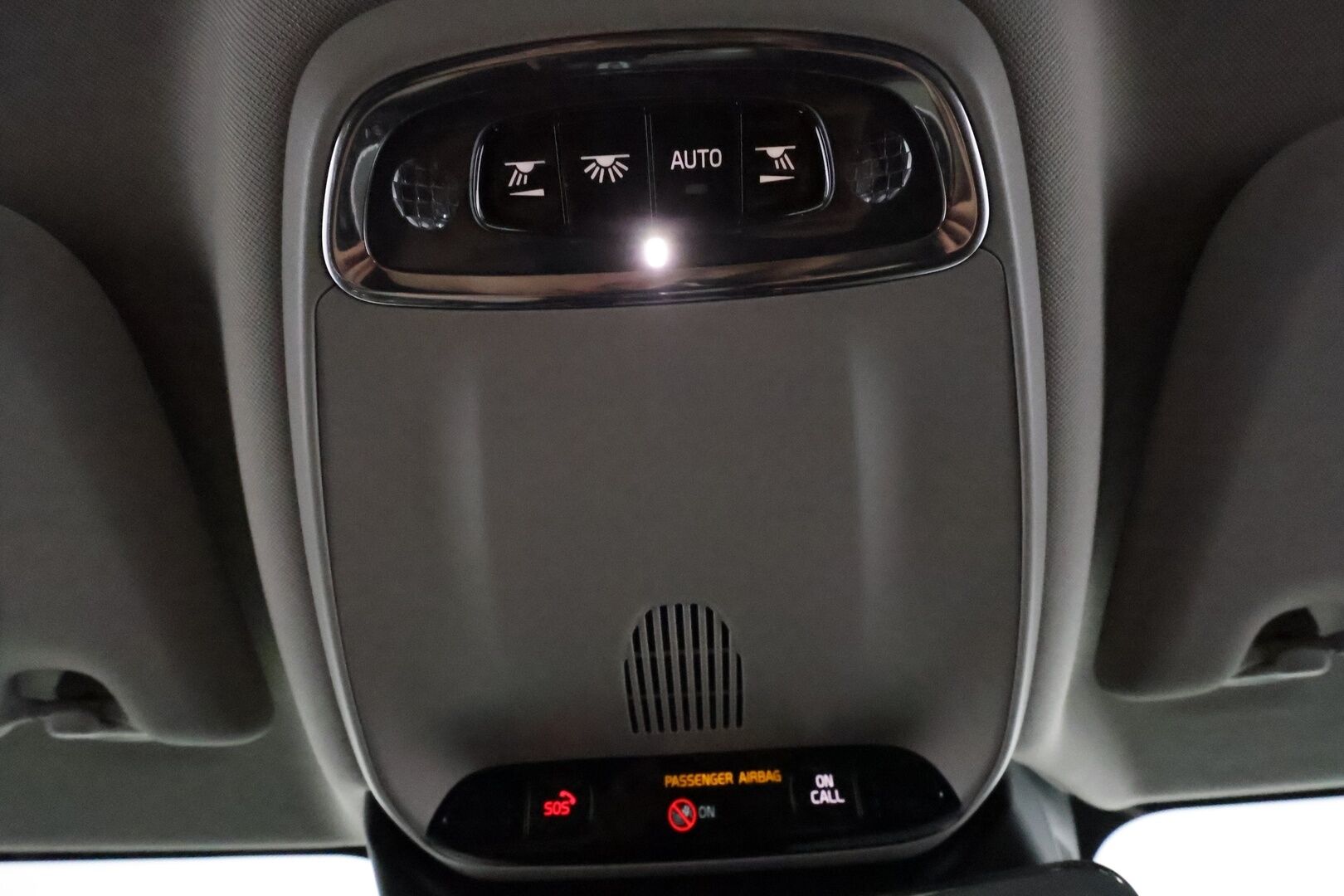 Volvo V60 2019 D3 Business Inscription aut * Webasto / Koukku / Adapt.Vakkari / Peruutuskamera / Full LED / Sporttipenkki Muistilla / Navi - 1-om Suomi-auto / Kahdet Renkaat / Merkkihuollettu!