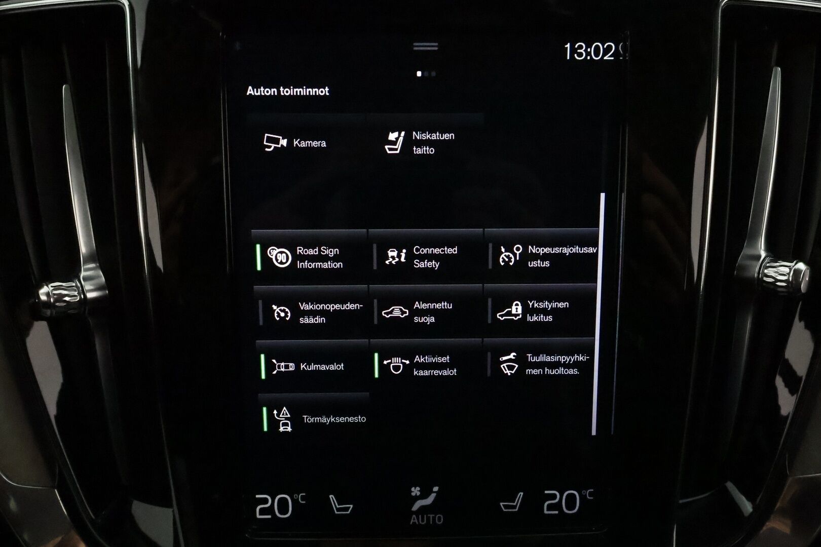 Volvo V60 2019 D3 Business Inscription aut * Webasto / Koukku / Adapt.Vakkari / Peruutuskamera / Full LED / Sporttipenkki Muistilla / Navi - 1-om Suomi-auto / Kahdet Renkaat / Merkkihuollettu!