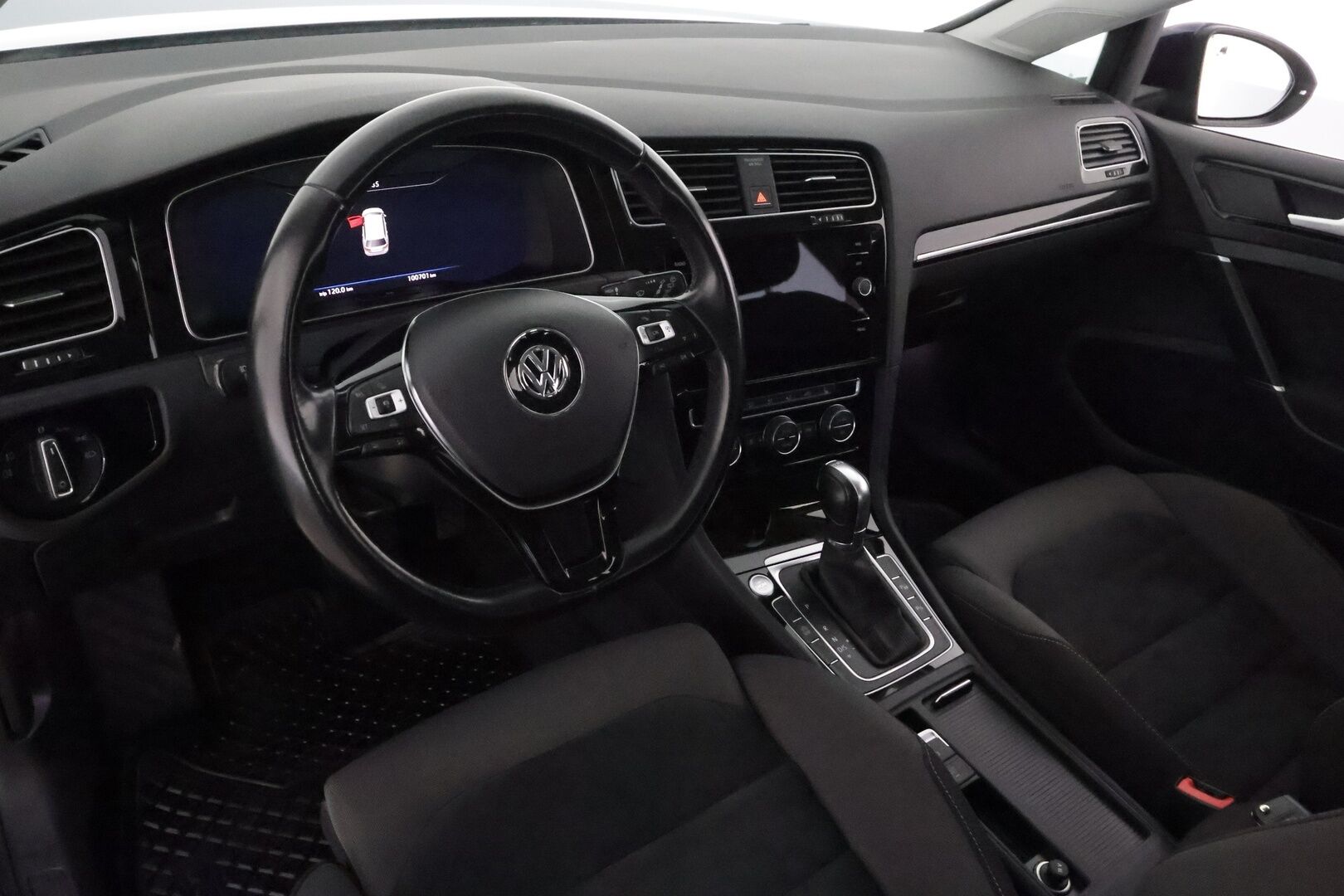 Volkswagen Golf 2018 Variant Highline 1,5 TSI EVO 110 kW DSG **Webasto / Koukku / ACC / LED-valot / P.Kamera / Hierova Penkki / Navi** - Suomi-auto / Kahdet Renkaat