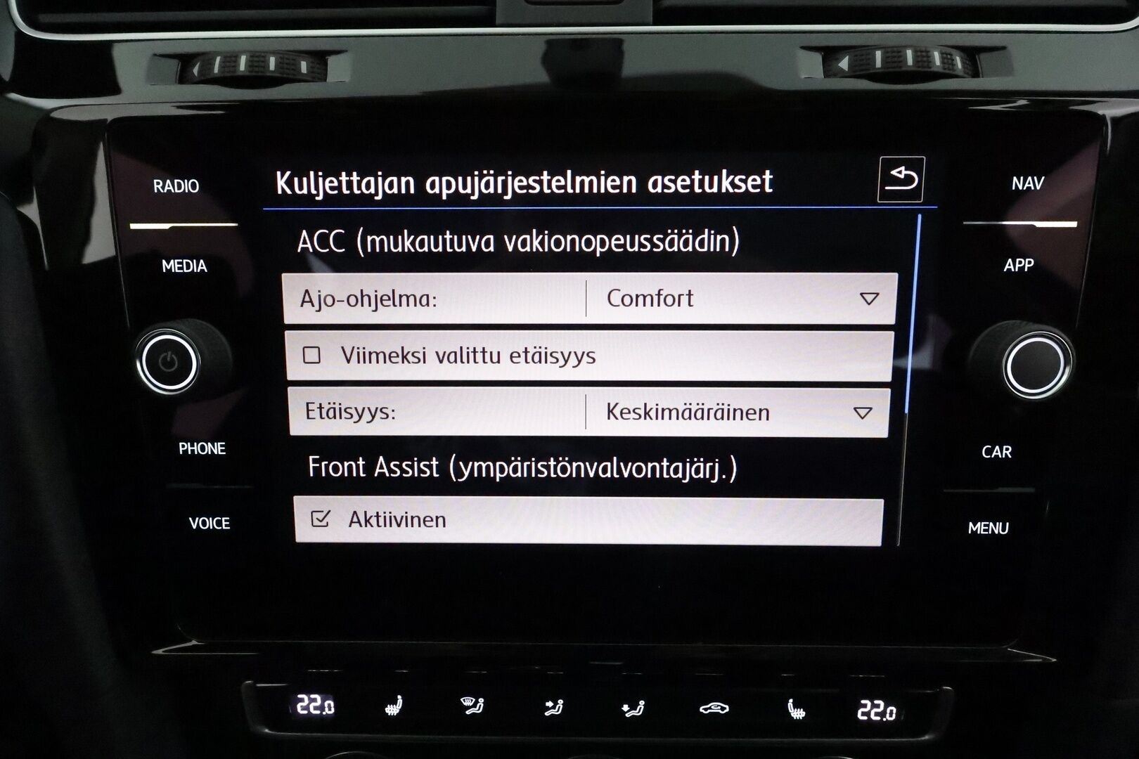Volkswagen Golf 2018 Variant Highline 1,5 TSI EVO 110 kW DSG **Webasto / Koukku / ACC / LED-valot / P.Kamera / Hierova Penkki / Navi** - Suomi-auto / Kahdet Renkaat