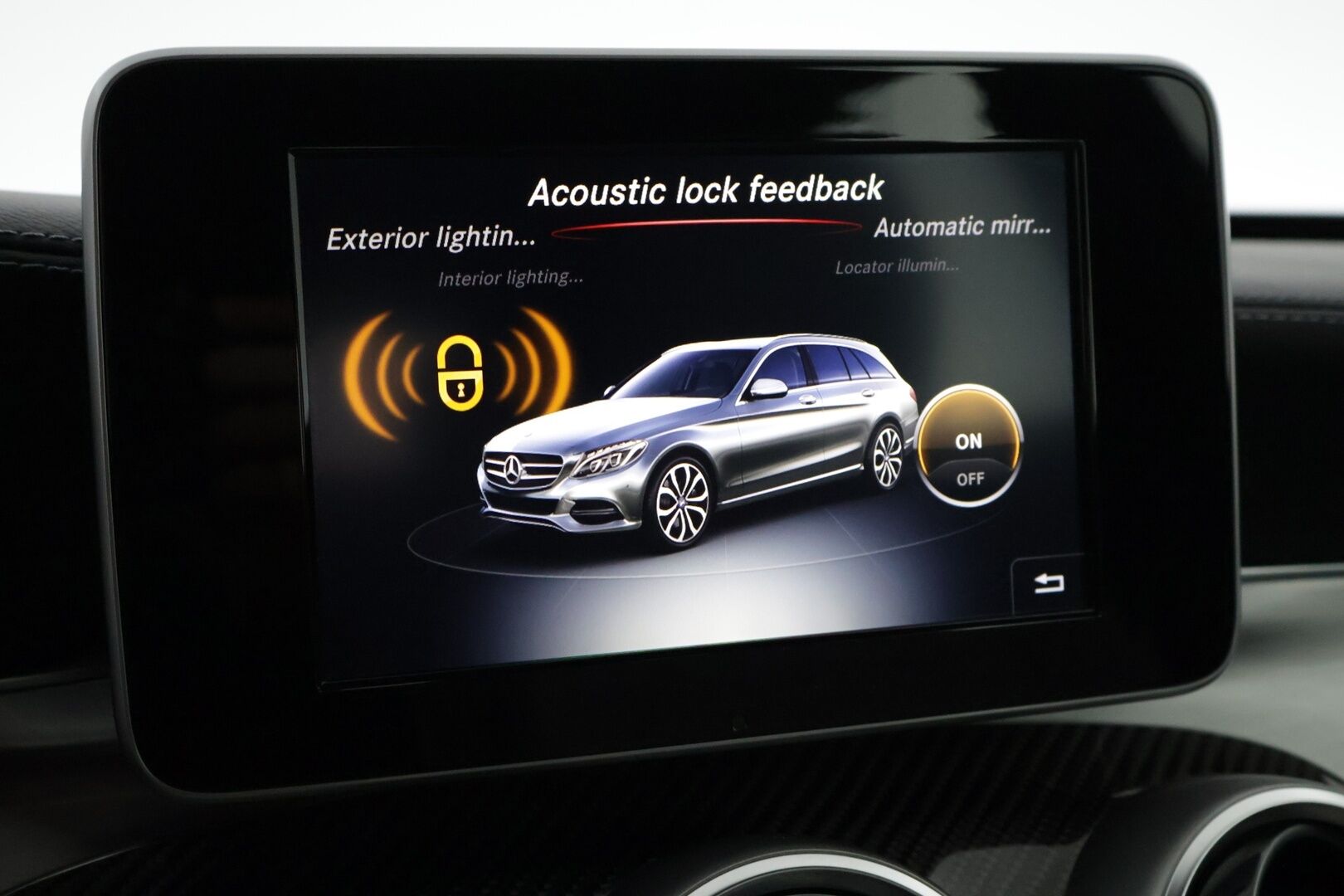 Mercedes-Benz C 2016 200 d T A Premium Business AMG *Burmeister / LED / Vaaleat nahat / Ambient / Navi* - Sähköpenkit / Sähköluukku / Kahdet renkaat ja vanteet - HULLUT AVAJAISHULINAT KORKOTARJOUS 3,29 %