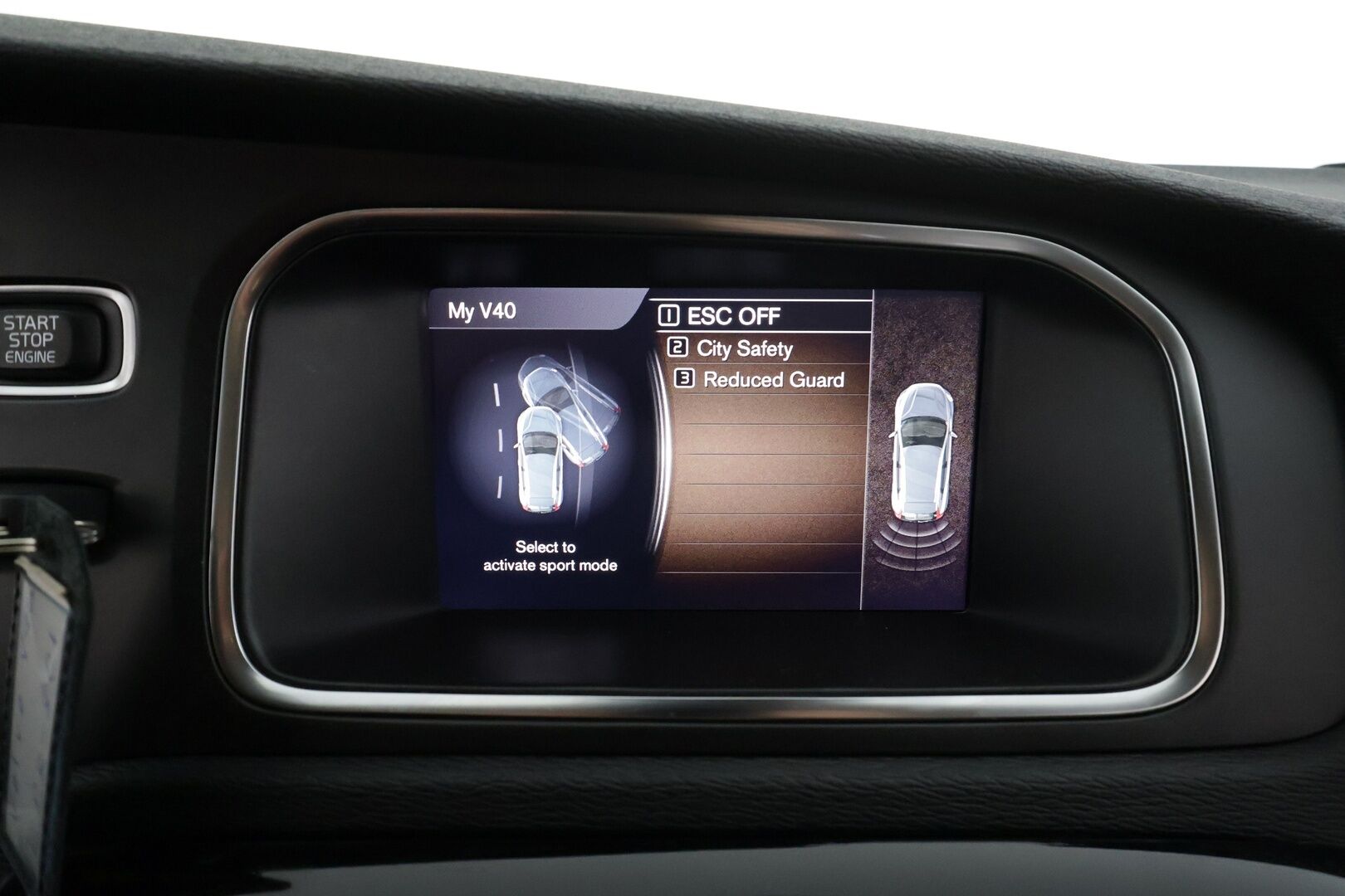 Volvo V40 Cross Country 2019 T3 Business Dynamic Edition aut * Webasto / LED / P.tutka / Vakkari / Bluetooth / Puolinahat / Keyless * - Suomi-auto / Kahdet renkaat 