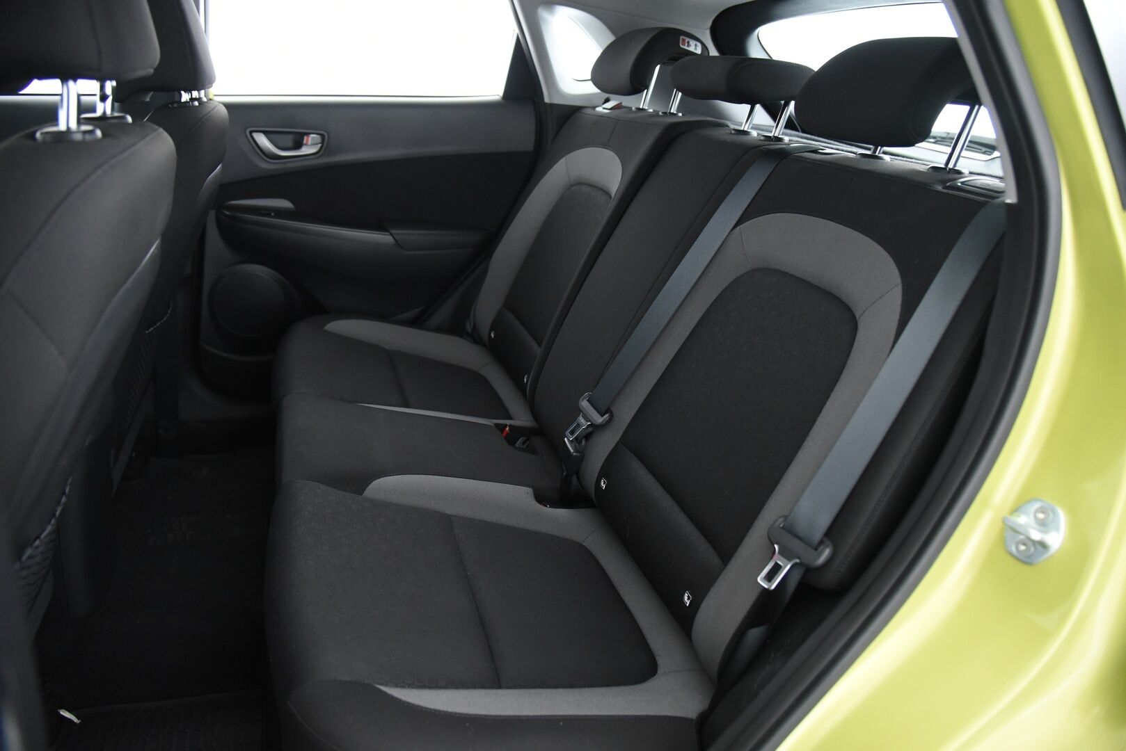 Hyundai KONA 2019 1,6 T-GDI 4WD 7DCT-aut. Comfort WLTP / Suomi-Auto / Vakkari / Krell-Audio / Peruutuskamera / Vetokoukku / Lohkolämmitin - Taloudellinen Nelikko vetokoukulla !