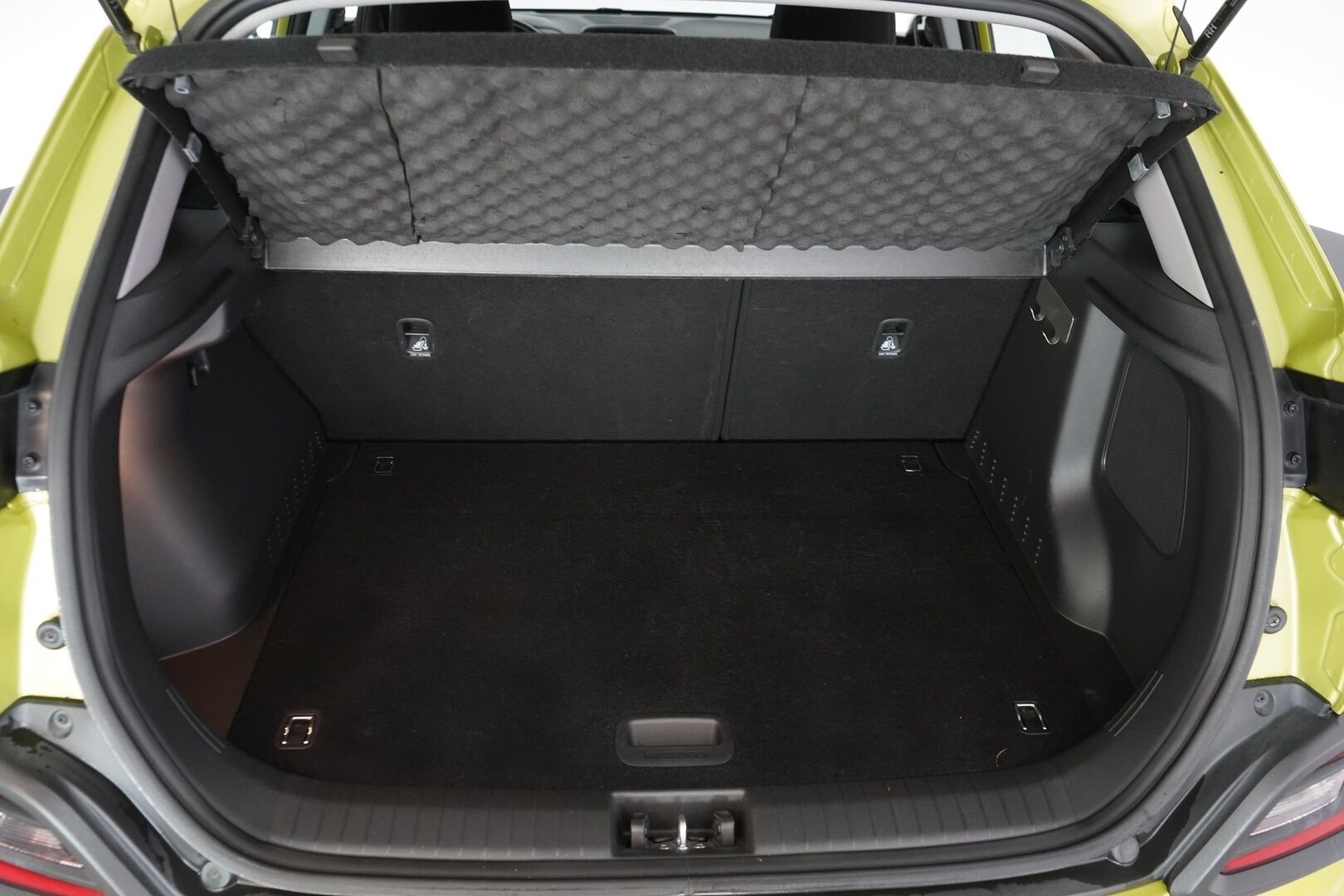 Hyundai KONA 2019 1,6 T-GDI 4WD 7DCT-aut. Comfort WLTP / Suomi-Auto / Vakkari / Krell-Audio / Peruutuskamera / Vetokoukku / Lohkolämmitin - Taloudellinen Nelikko vetokoukulla !