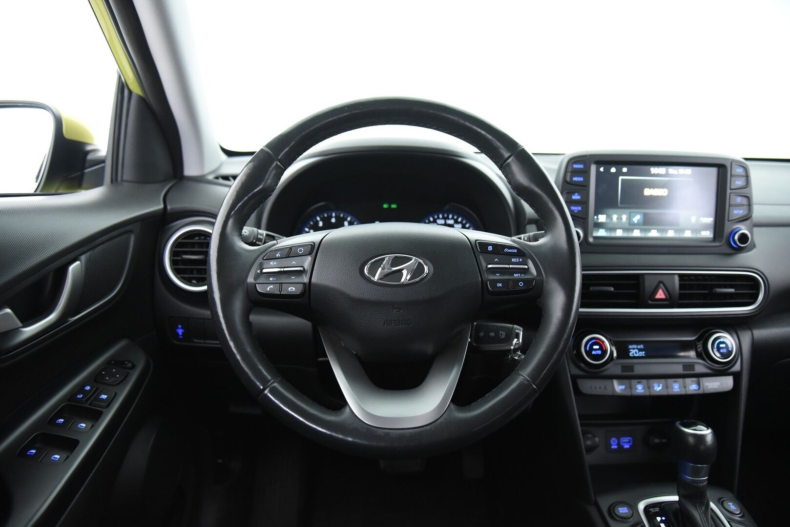 Hyundai KONA 2019 1,6 T-GDI 4WD 7DCT-aut. Comfort WLTP / Suomi-Auto / Vakkari / Krell-Audio / Peruutuskamera / Vetokoukku / Lohkolämmitin - Taloudellinen Nelikko vetokoukulla !