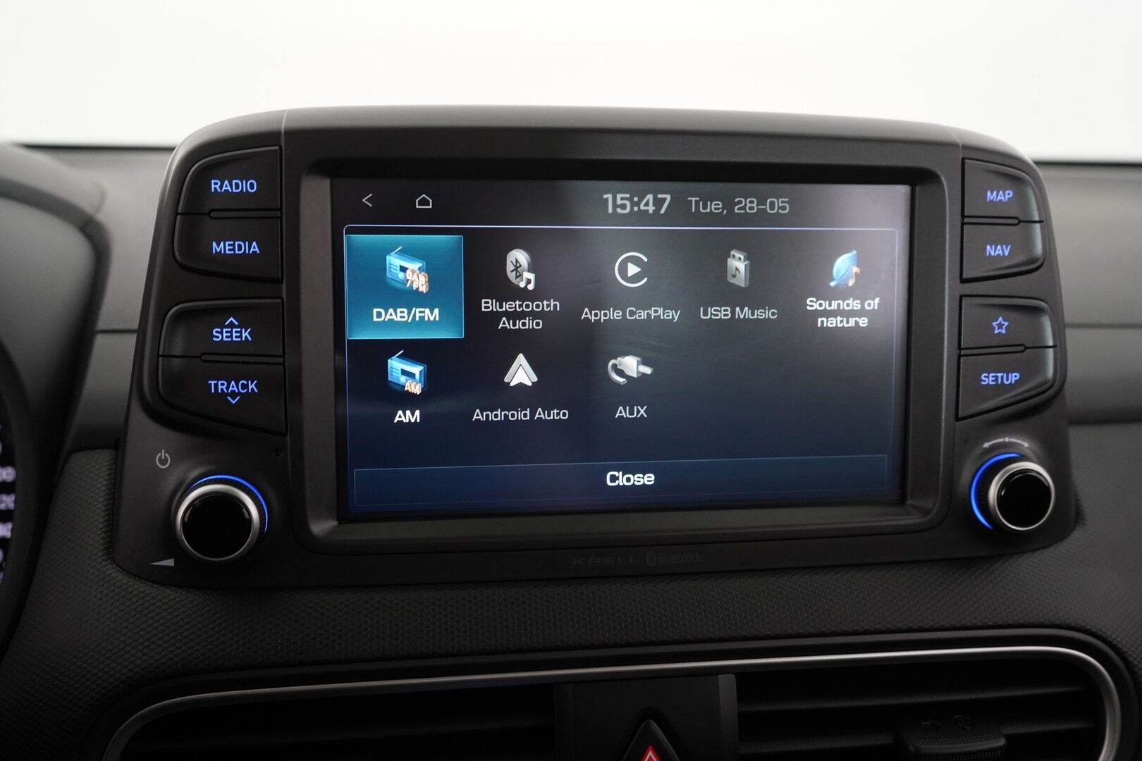 Hyundai KONA 2019 1,6 T-GDI 4WD 7DCT-aut. Comfort WLTP / Suomi-Auto / Vakkari / Krell-Audio / Peruutuskamera / Vetokoukku / Lohkolämmitin - Taloudellinen Nelikko vetokoukulla !