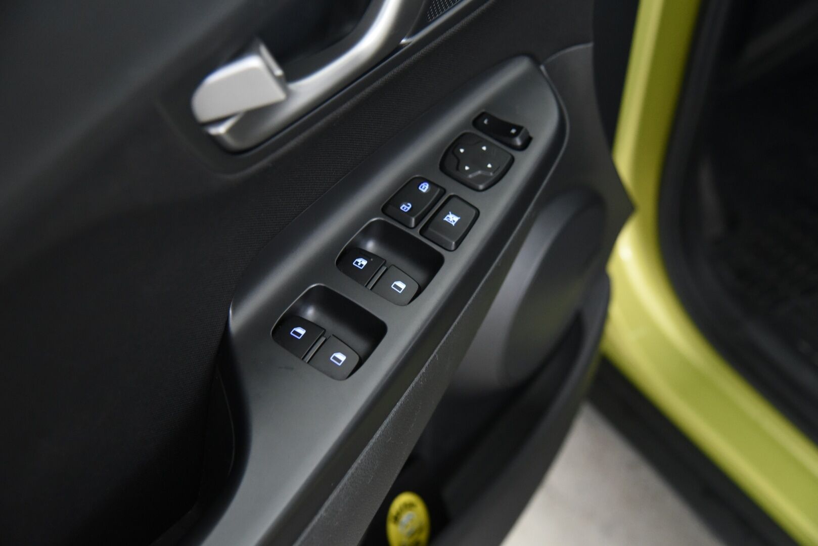 Hyundai KONA 2019 1,6 T-GDI 4WD 7DCT-aut. Comfort WLTP / Suomi-Auto / Vakkari / Krell-Audio / Peruutuskamera / Vetokoukku / Lohkolämmitin - Taloudellinen Nelikko vetokoukulla !