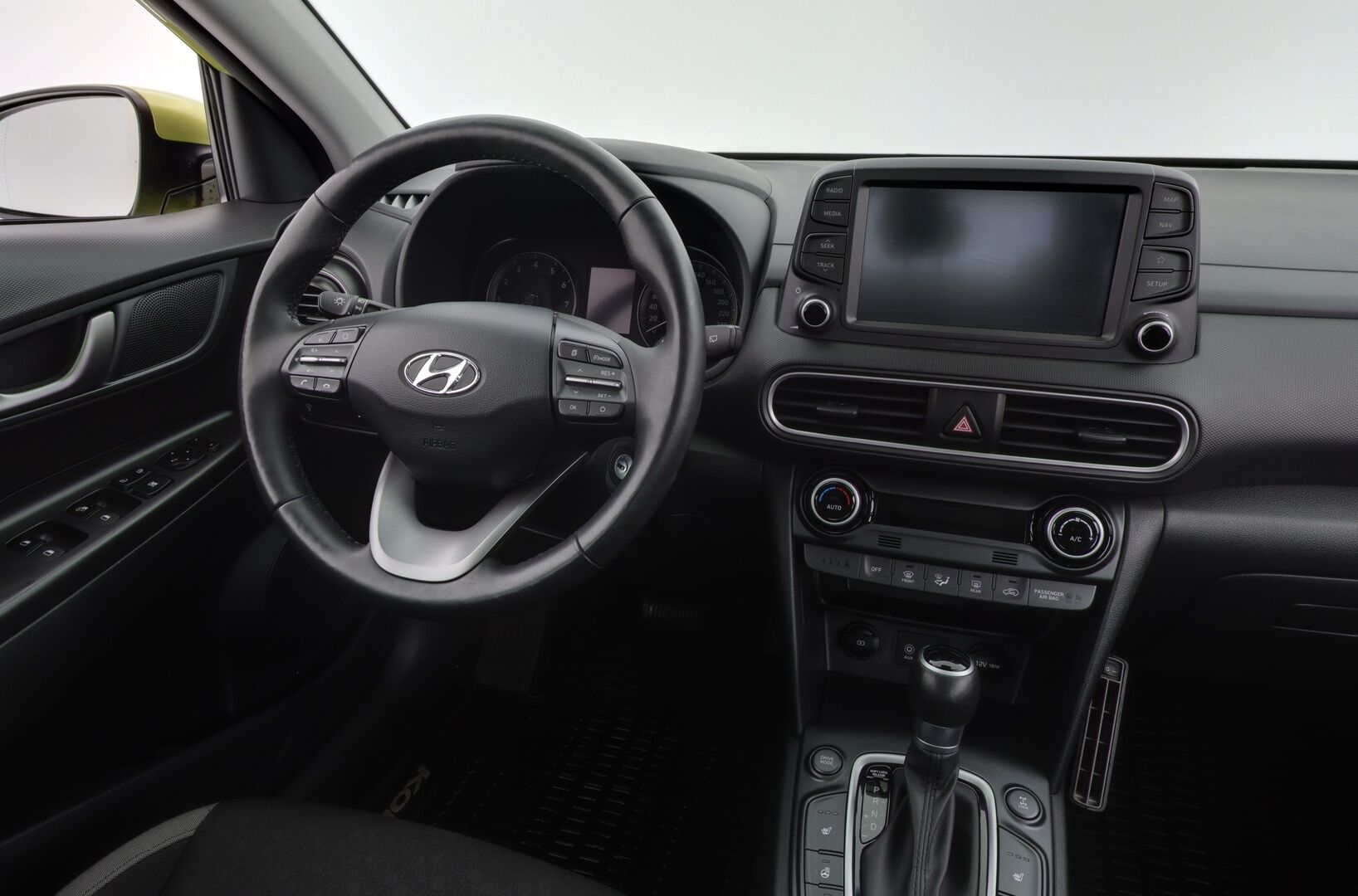 Hyundai KONA 2019 1,6 T-GDI 4WD 7DCT-aut. Comfort WLTP / Suomi-Auto / Vakkari / Krell-Audio / Peruutuskamera / Vetokoukku / Lohkolämmitin - Taloudellinen Nelikko vetokoukulla !