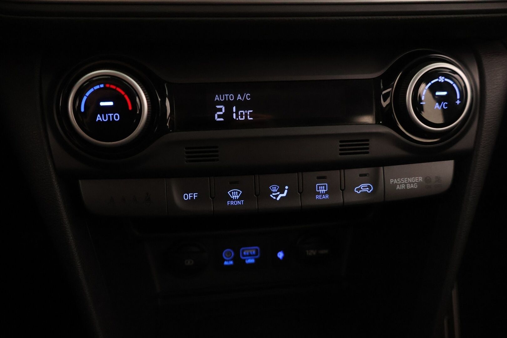 Hyundai KONA 2019 1,0 T-GDI 6MT Style WLTP - * Lohko + sis.p | Ratinlämmitin | Vakkari | Keyless Go | Carplay | Kaukovaloautomatiikka  *