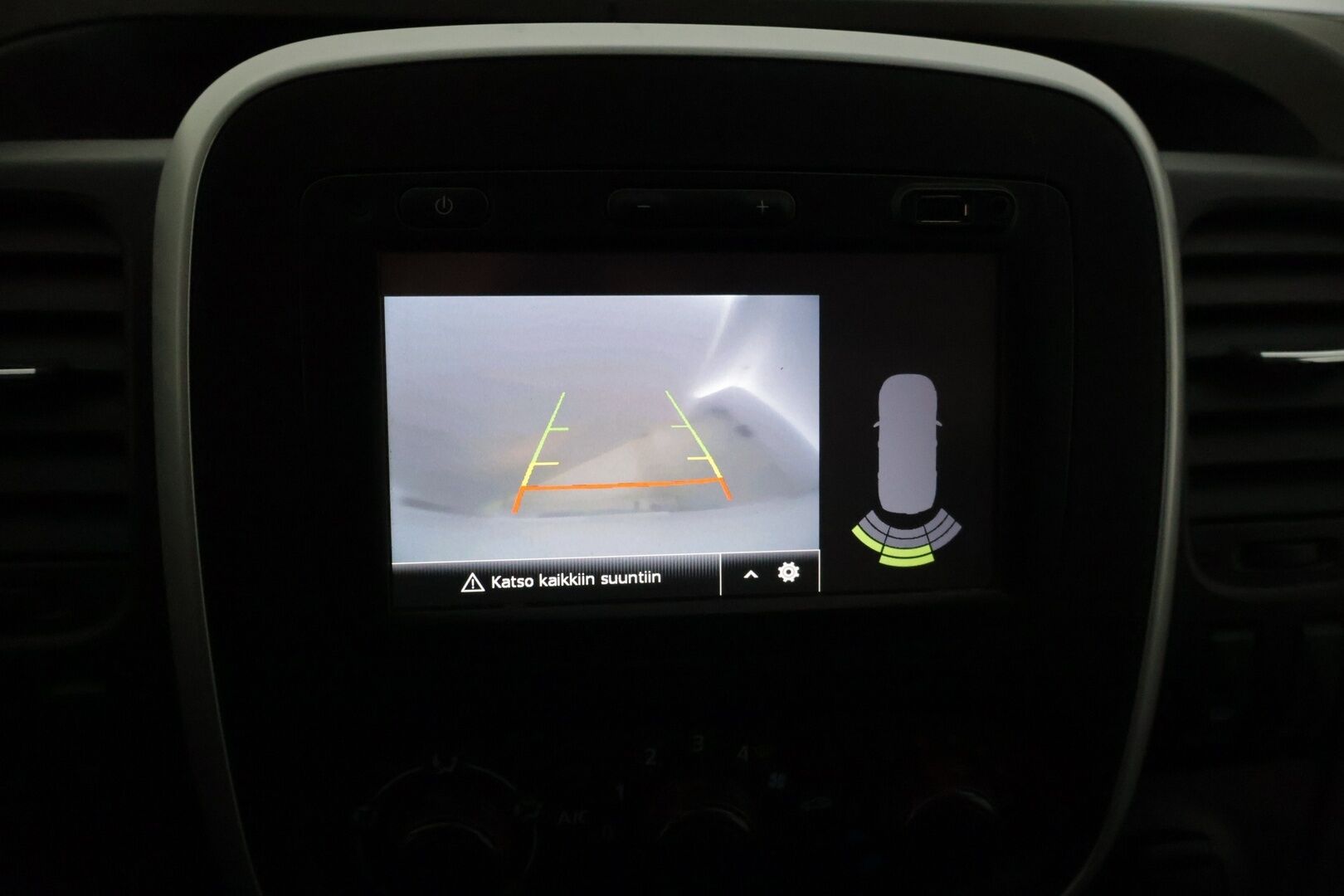 Nissan NV300 2018 Van 1,6 dCi 125 6 M/T L2H1 1.2t FWD Working Star Blind FD Blind SSD * Webasto / Kamera / Koukku / P-Tutkat / Ilmastointi * - * 1.-om Suomi-auto / ALV väh.kelpoinen / Särmät huollot / Kovat varusteet * - Osta nyt, maksa vasta ensi vuonna