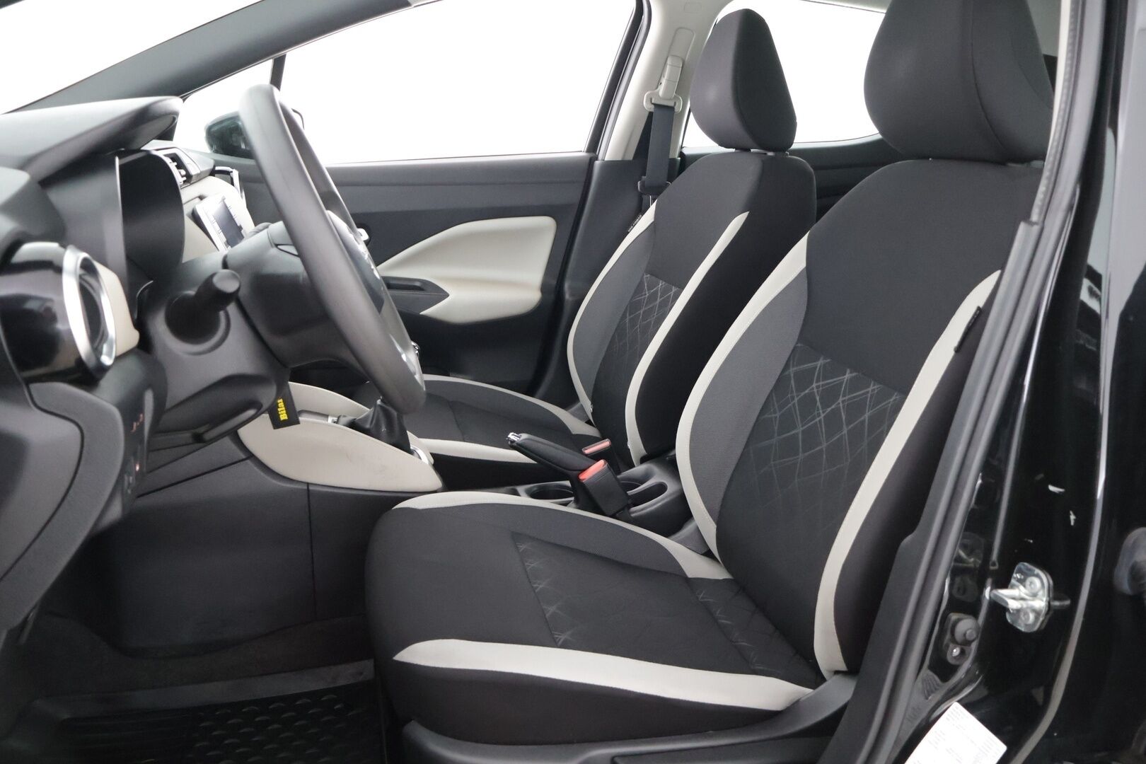 Nissan Micra 2019 1,0L 70 Acenta 5M/T - *Apple Car Play & Android Auto / Lohkolämmitin*